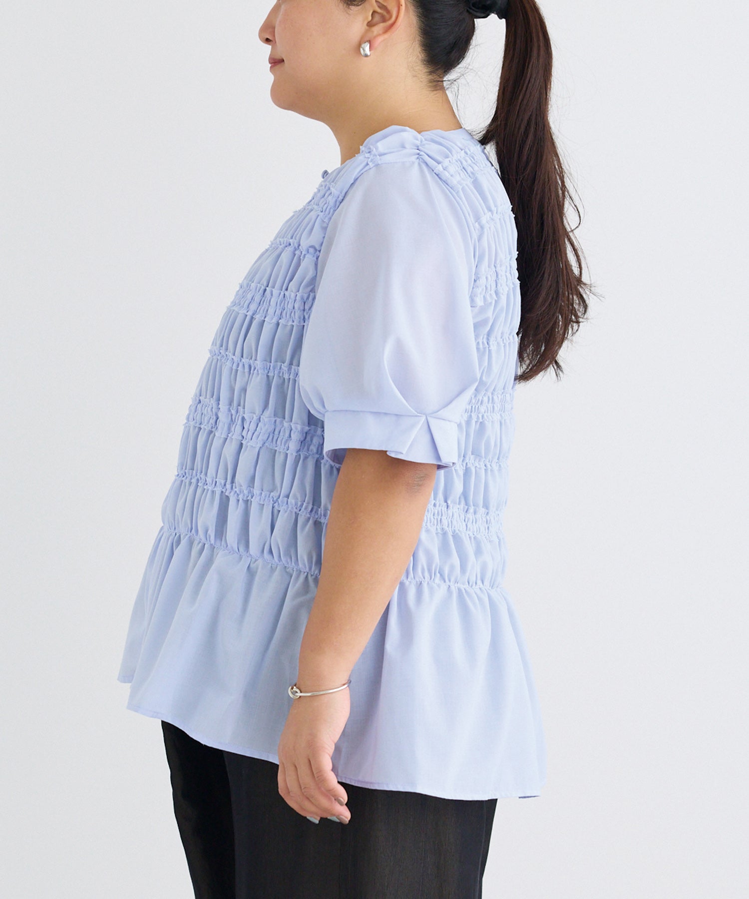 サイド model:161cm 着用サイズ:3L