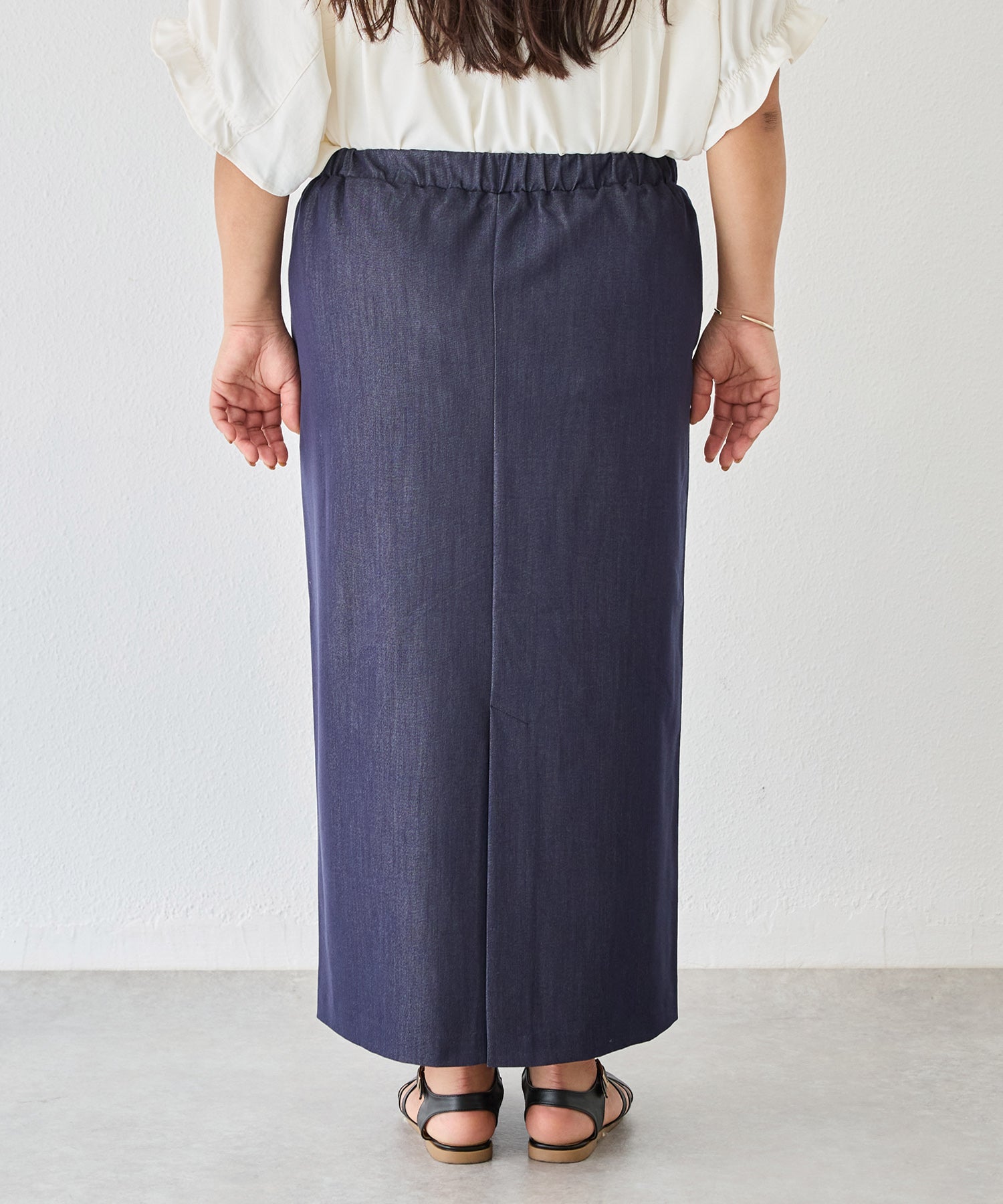 バック model:161cm 着用サイズ:3L
