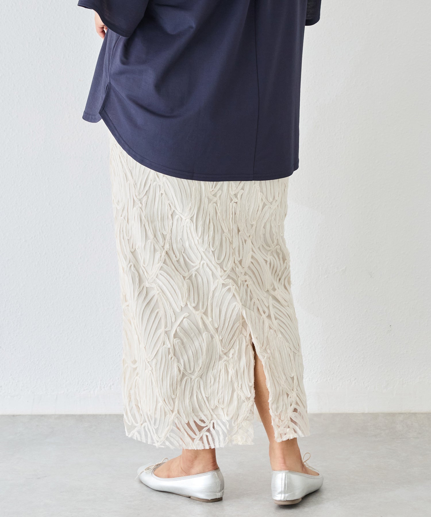 アイボリー model:161cm 着用サイズ:3L