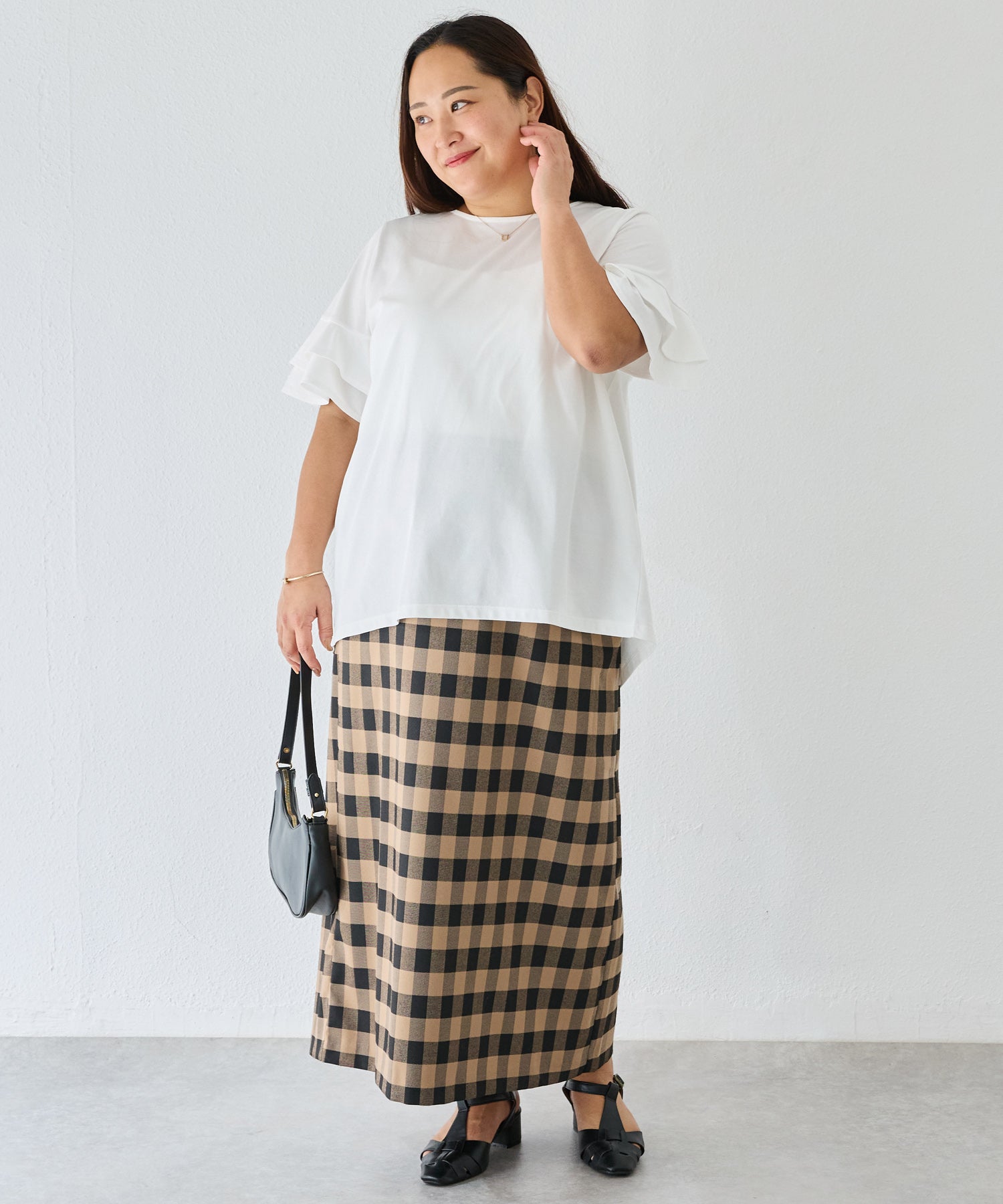 オフホワイト model:161cm 着用サイズ:3L