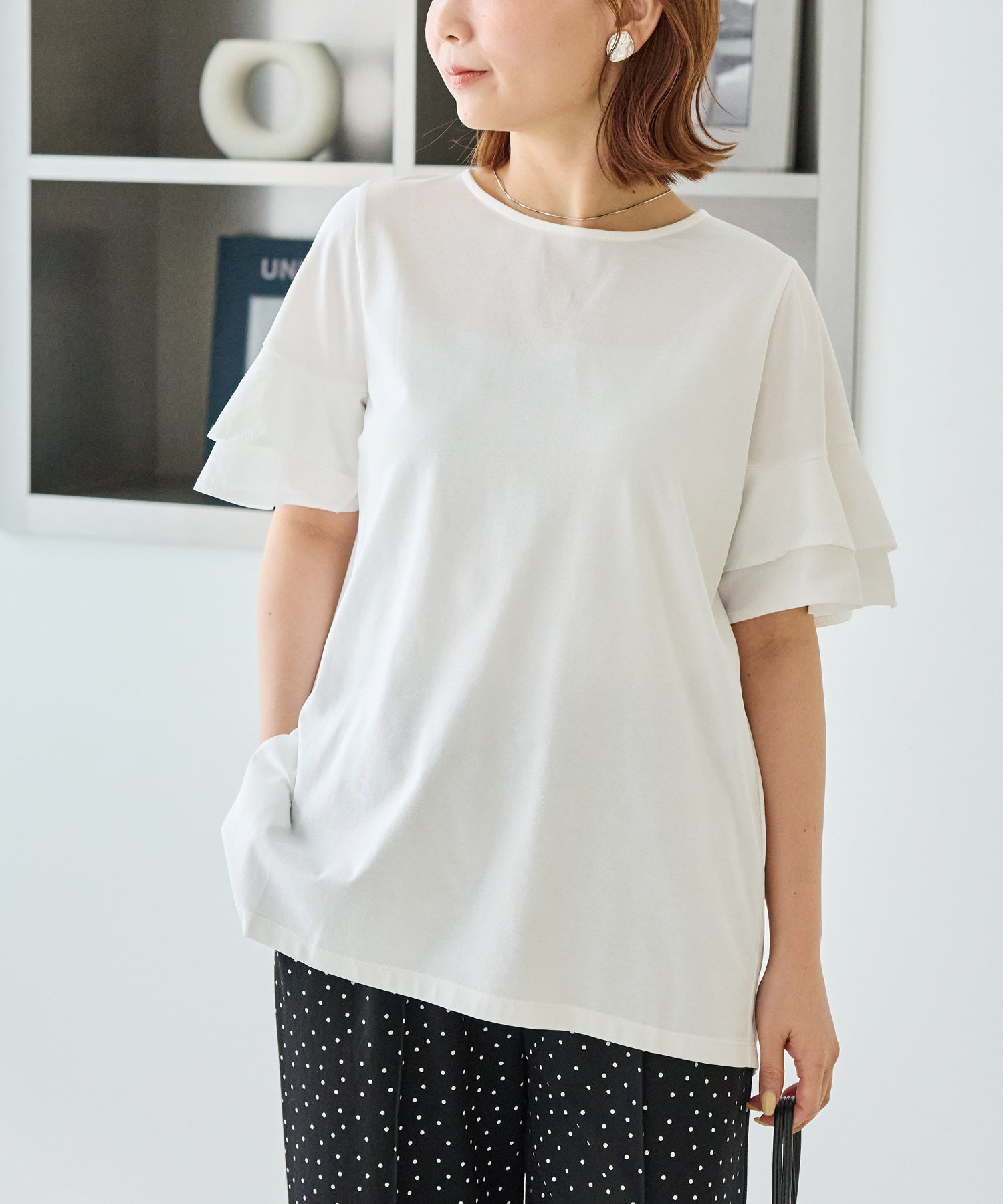 オフホワイト model:156cm 着用サイズ:M