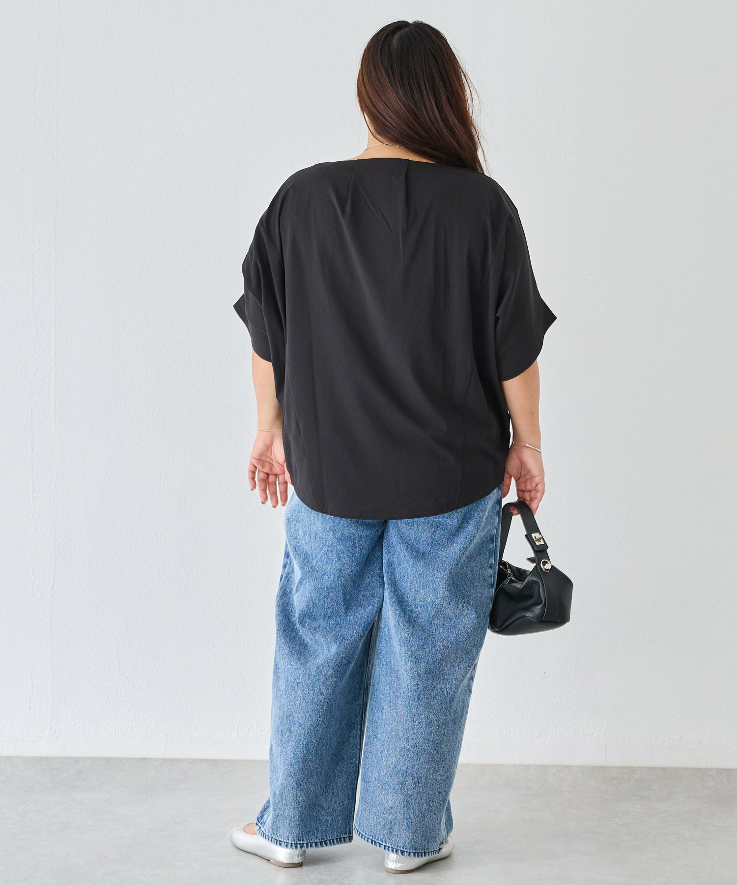 ブラック model:161cm 着用サイズ:3L