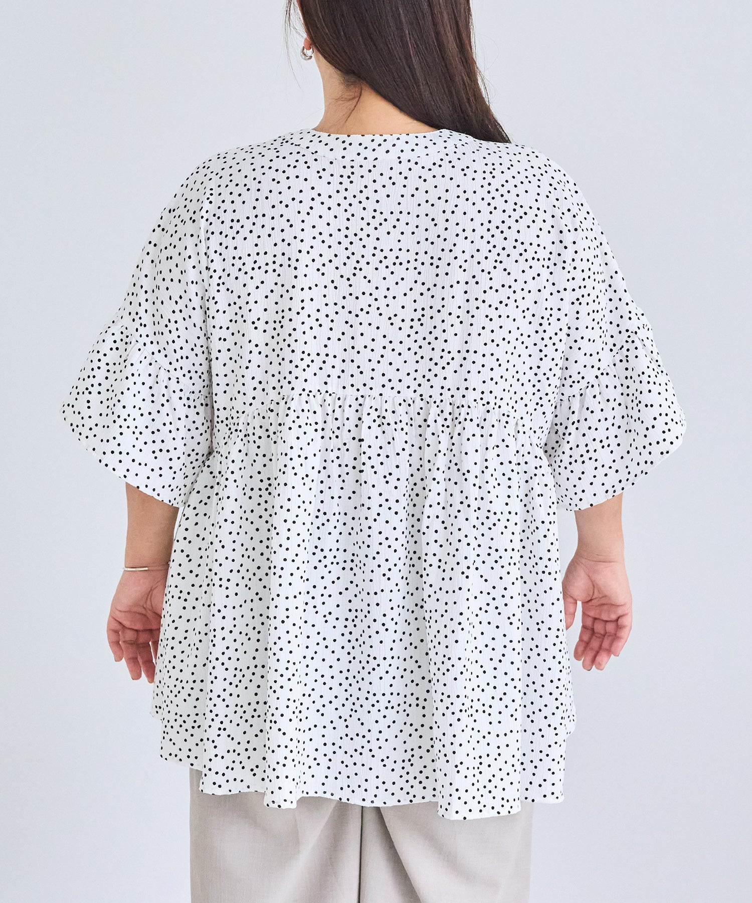 バック model:161cm 着用サイズ:3L
