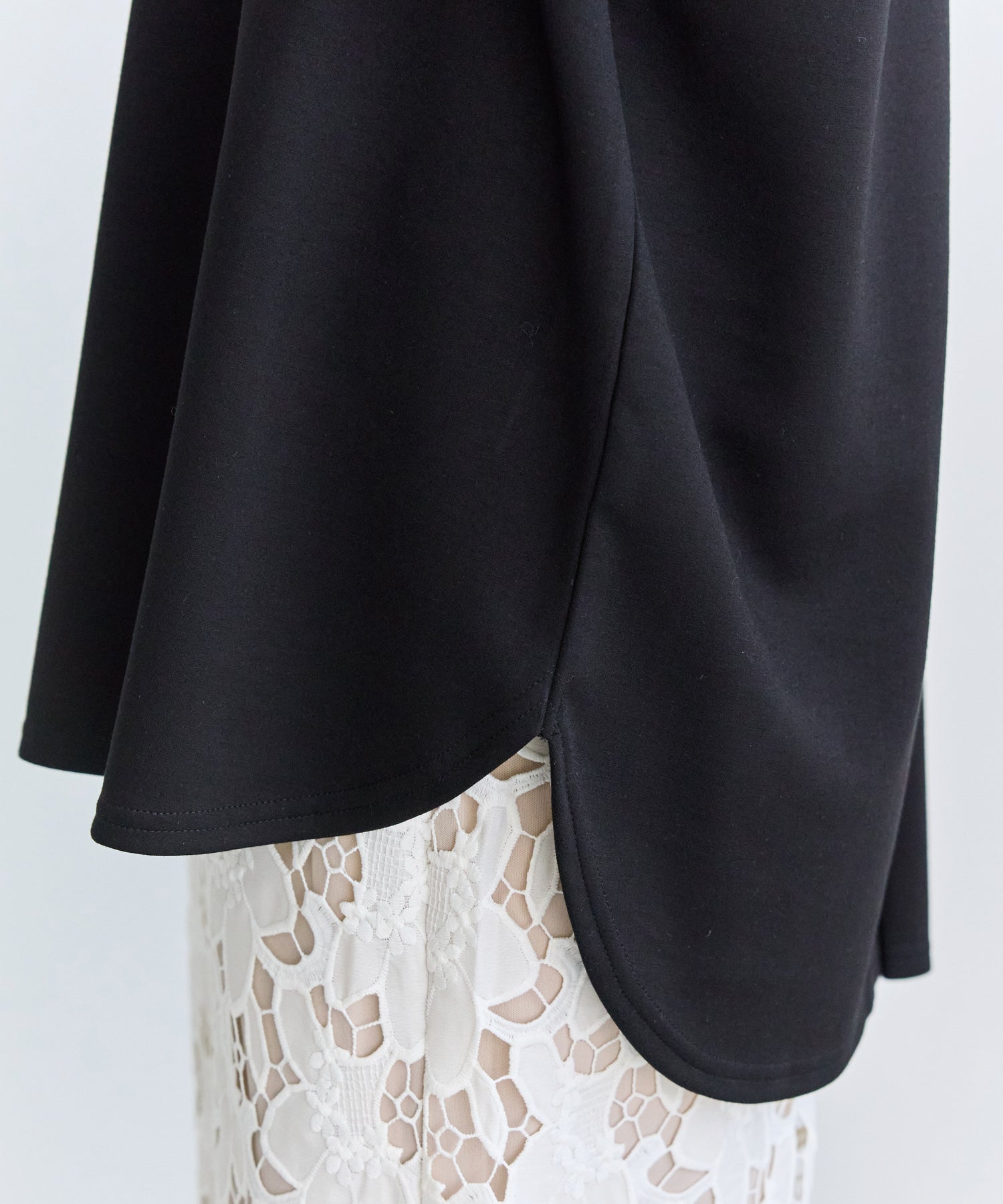 ラウンドスリット