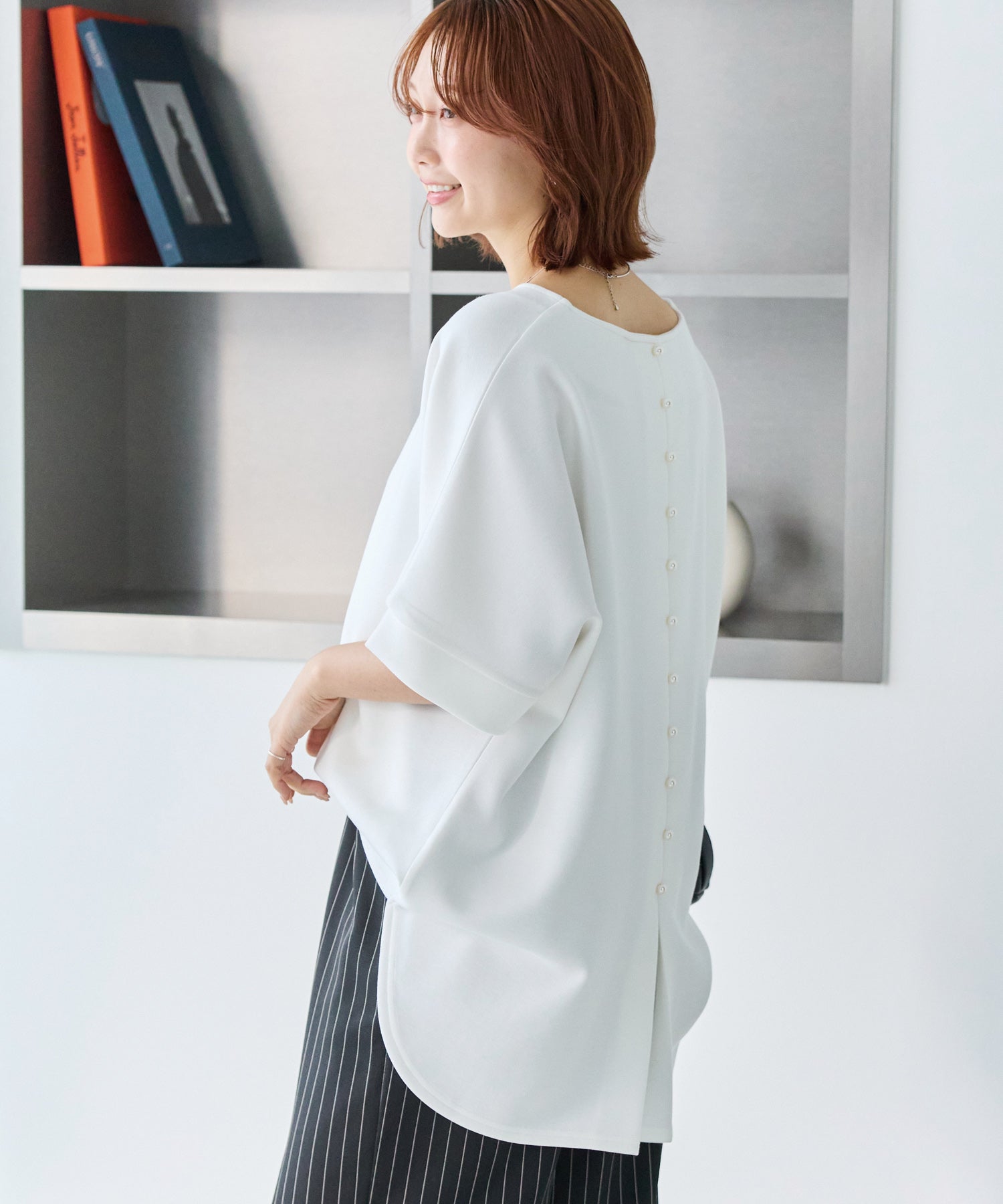 オフホワイト model:156cm 着用サイズ:M