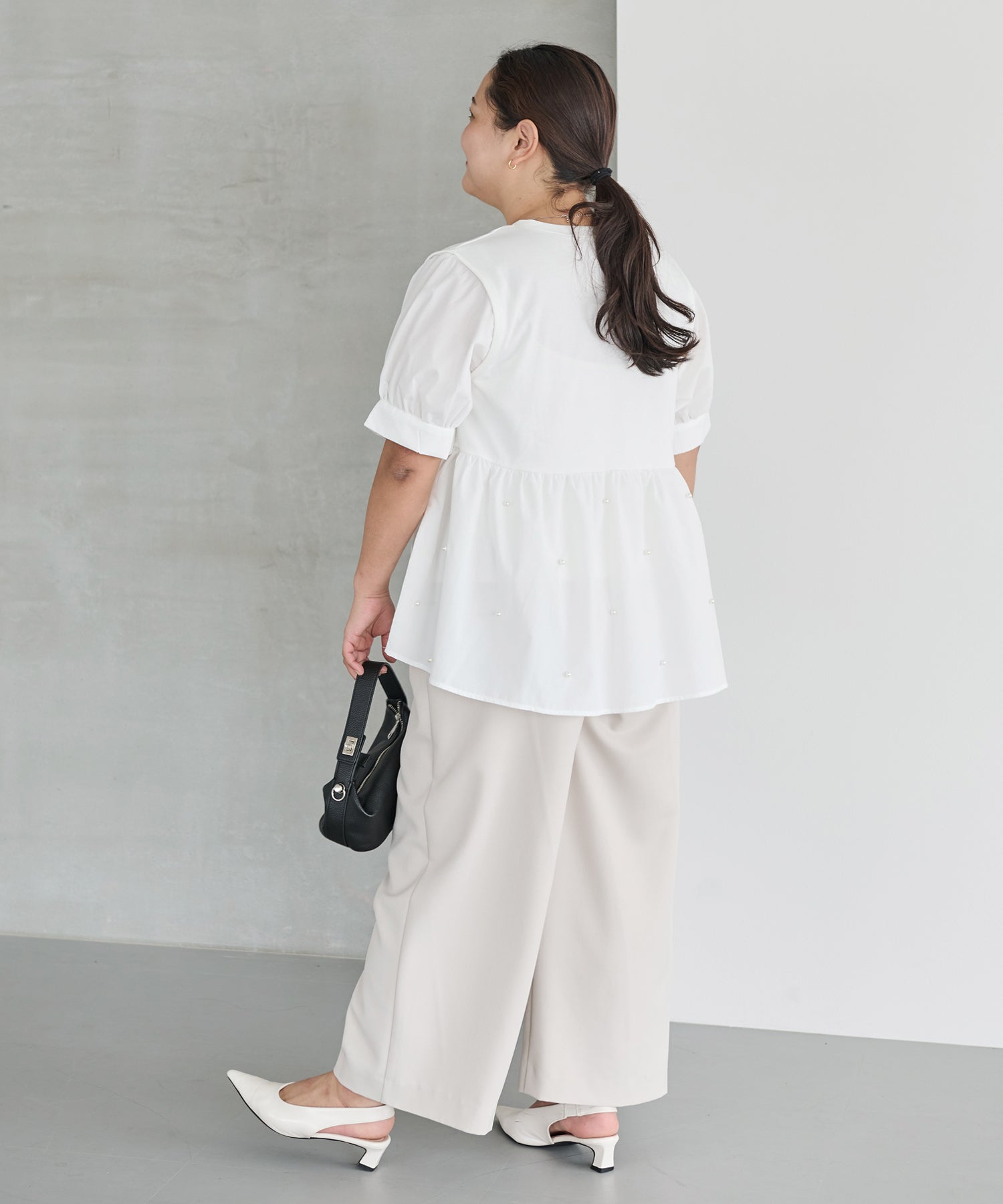 オフホワイト model:161cm 着用サイズ:3L