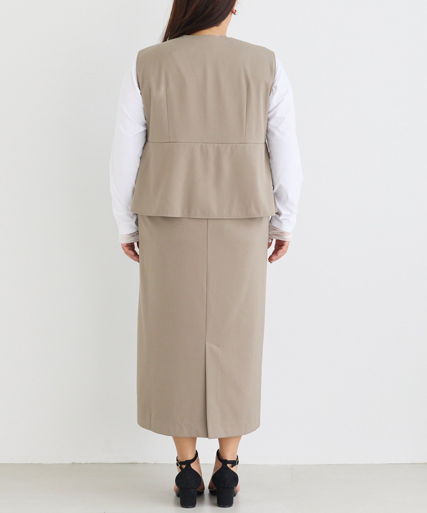 バック model:161cm 着用サイズ:3L