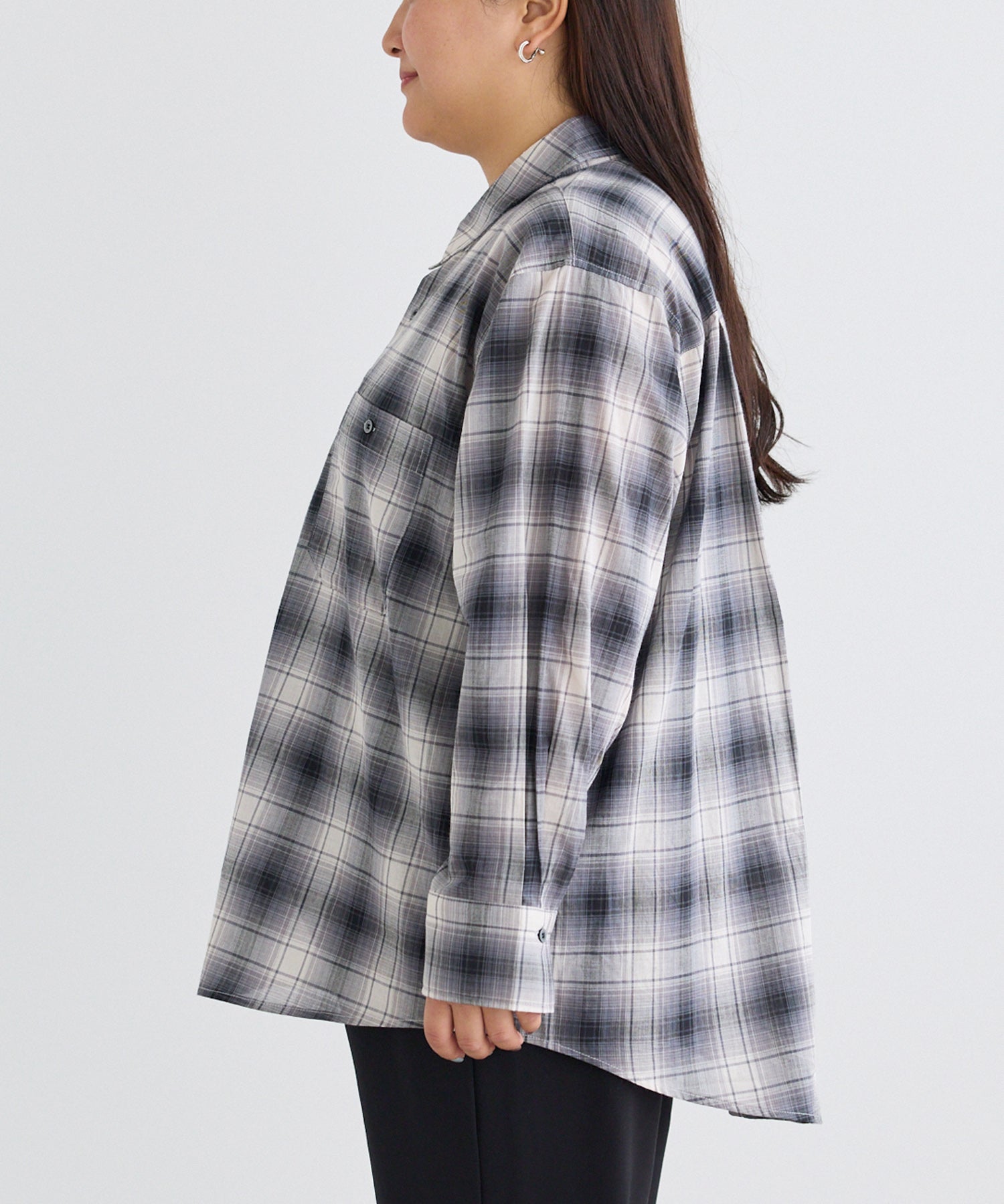 サイド model:161cm 着用サイズ:3L