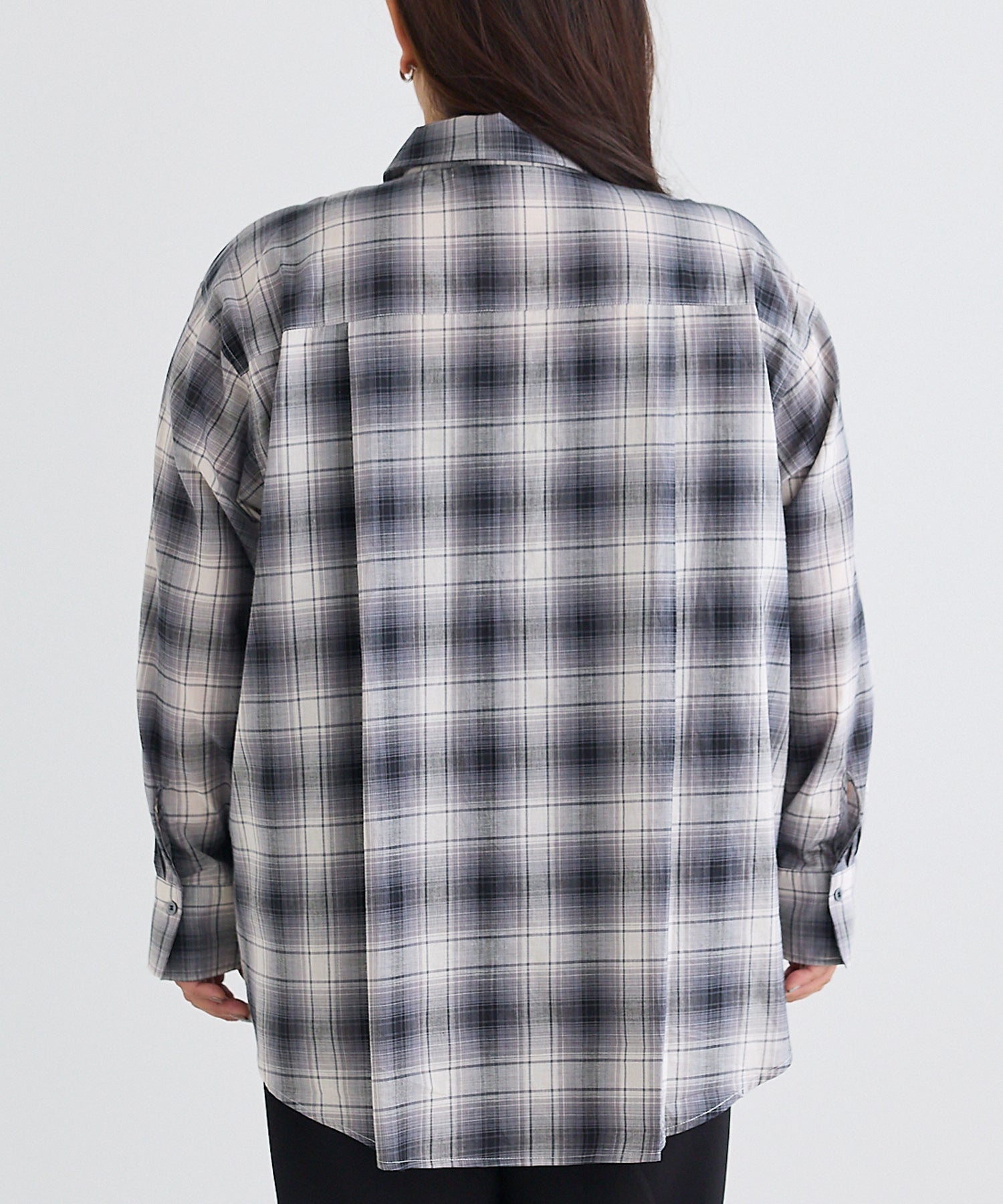 バック model:161cm 着用サイズ:3L