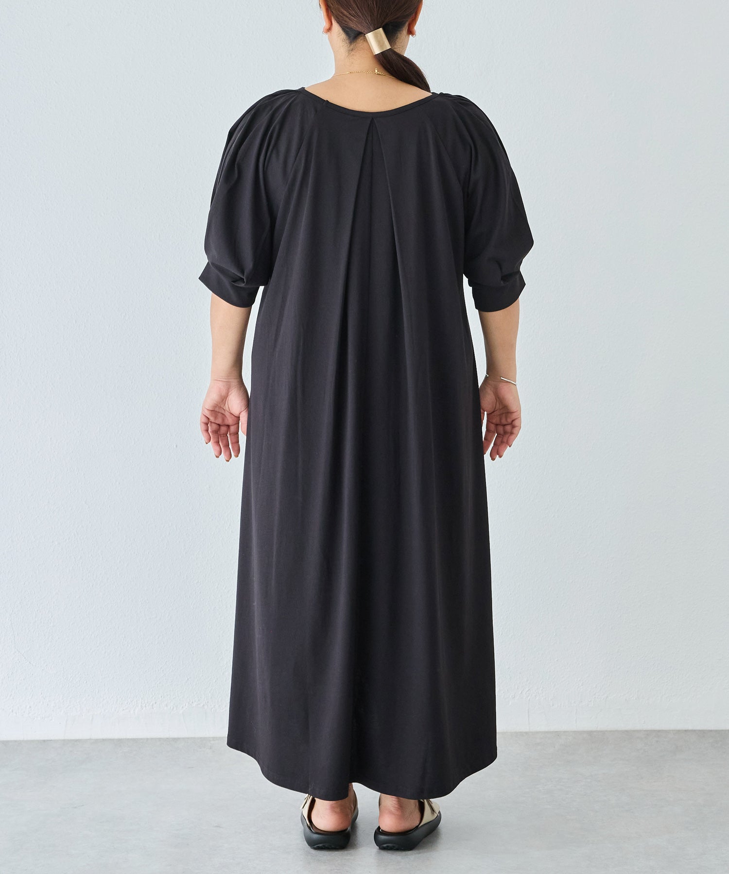 バック model:161cm 着用サイズ:3L