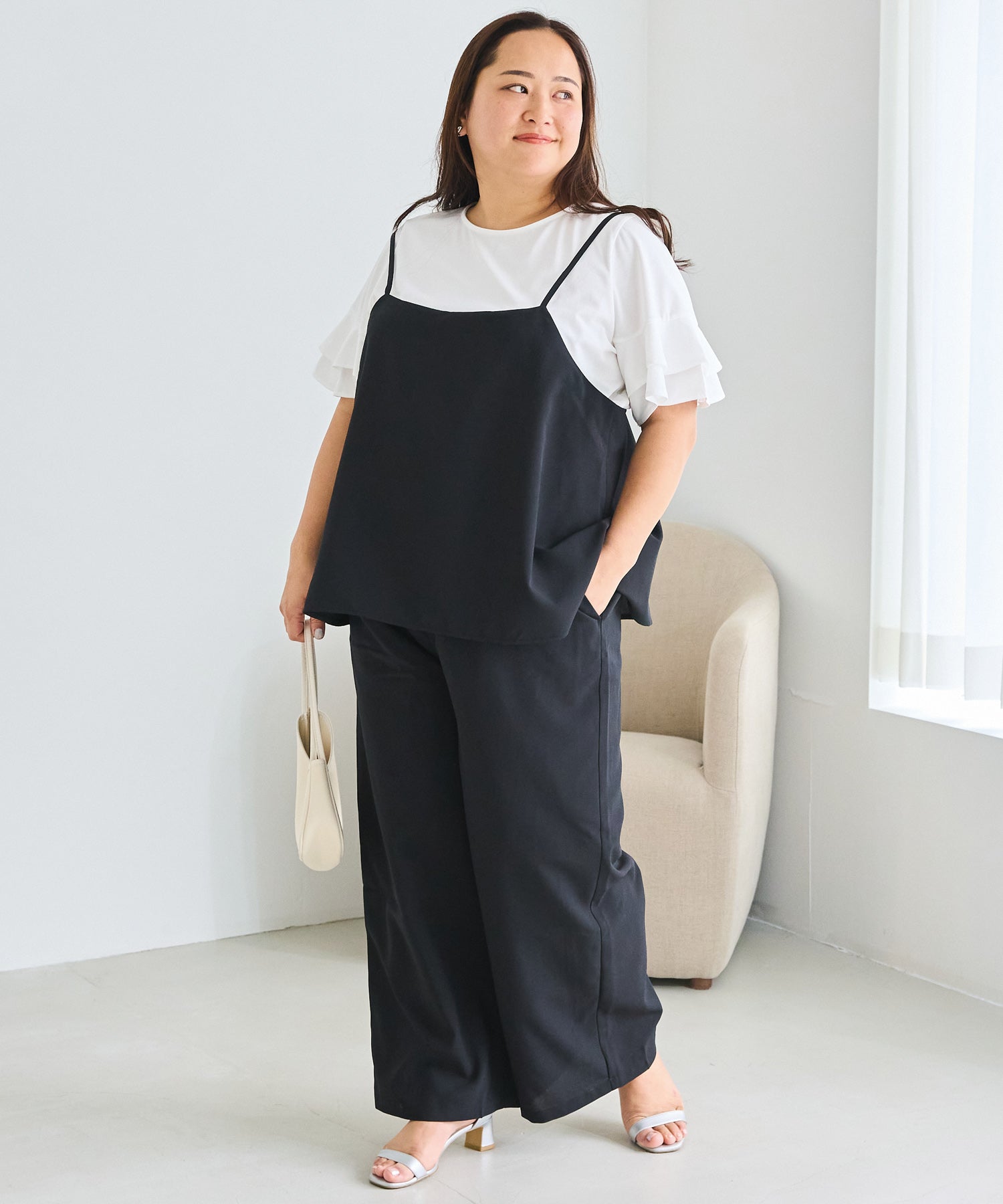 オフホワイト model:161cm 着用サイズ:3L