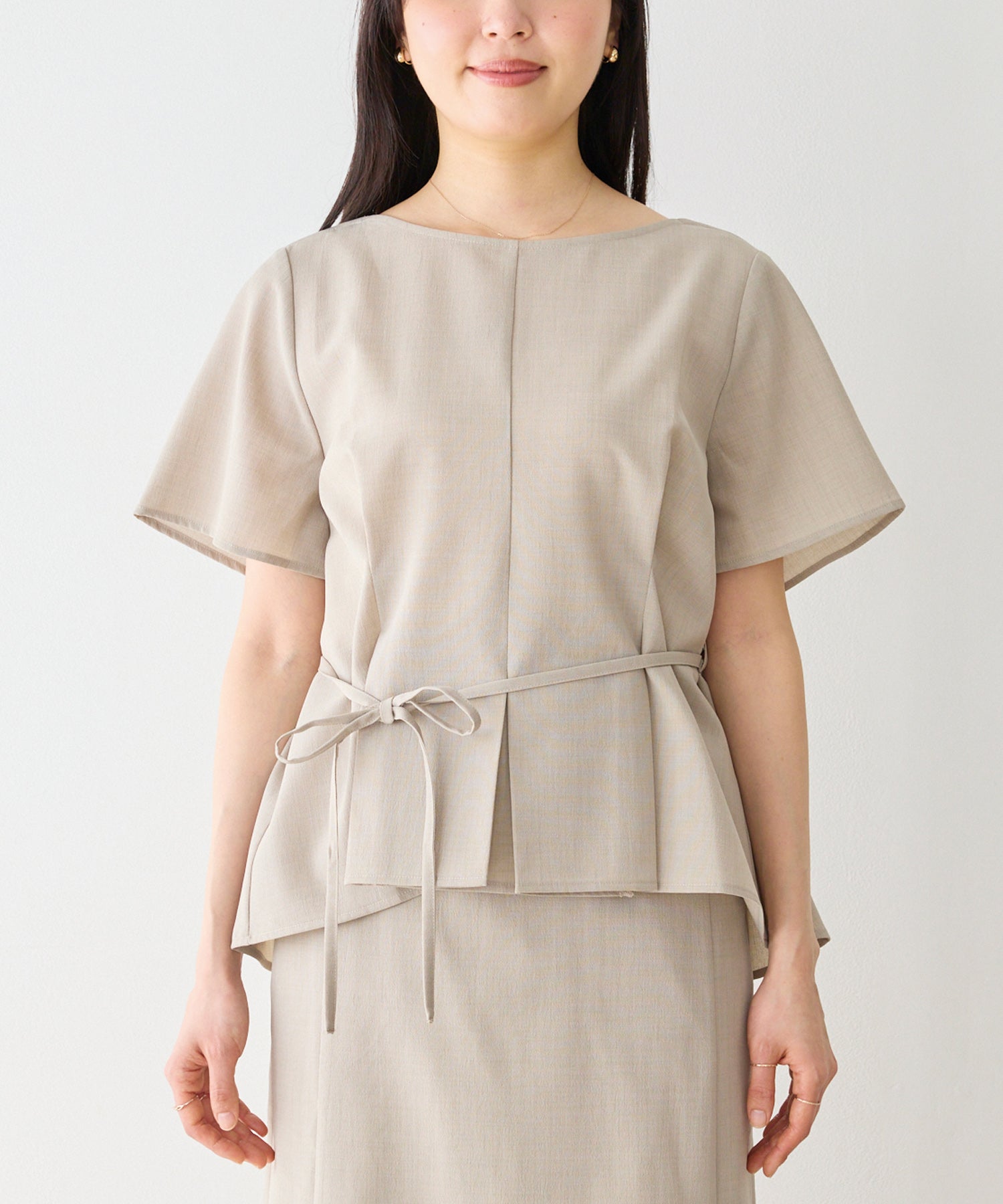 フロント model:162cm 着用サイズ:M