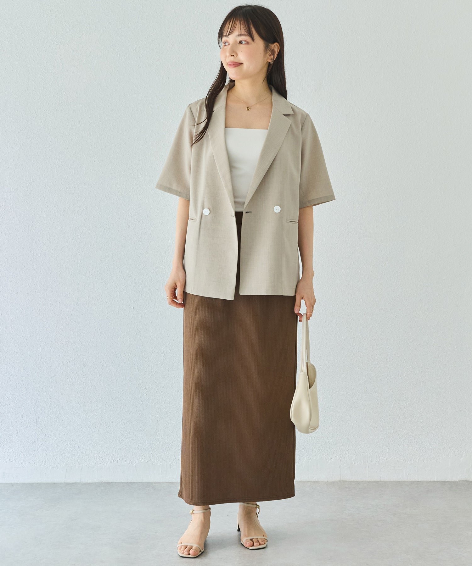 ベージュ model:162cm 着用サイズ:M