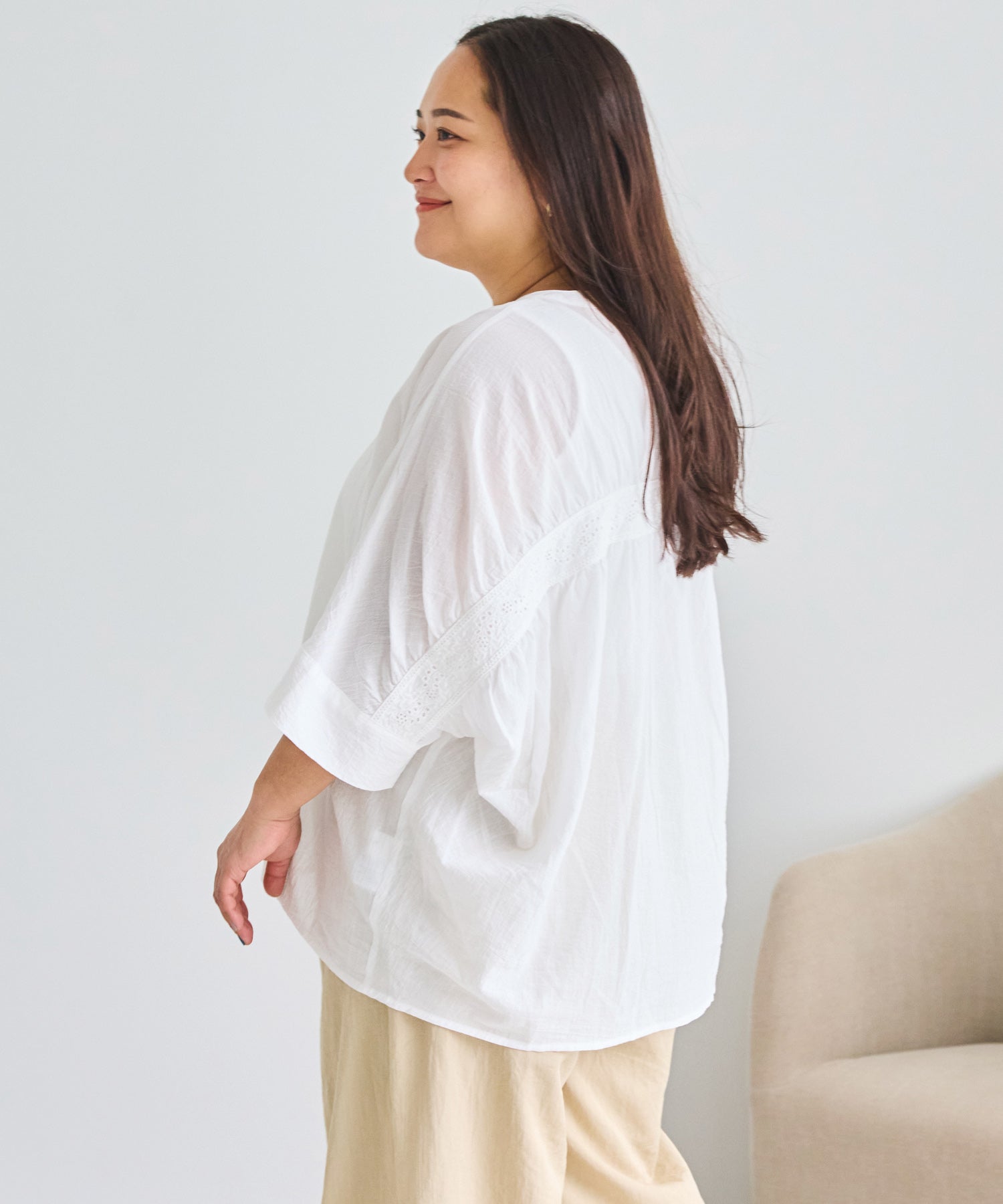 オフホワイト model:161cm 着用サイズ:3L
