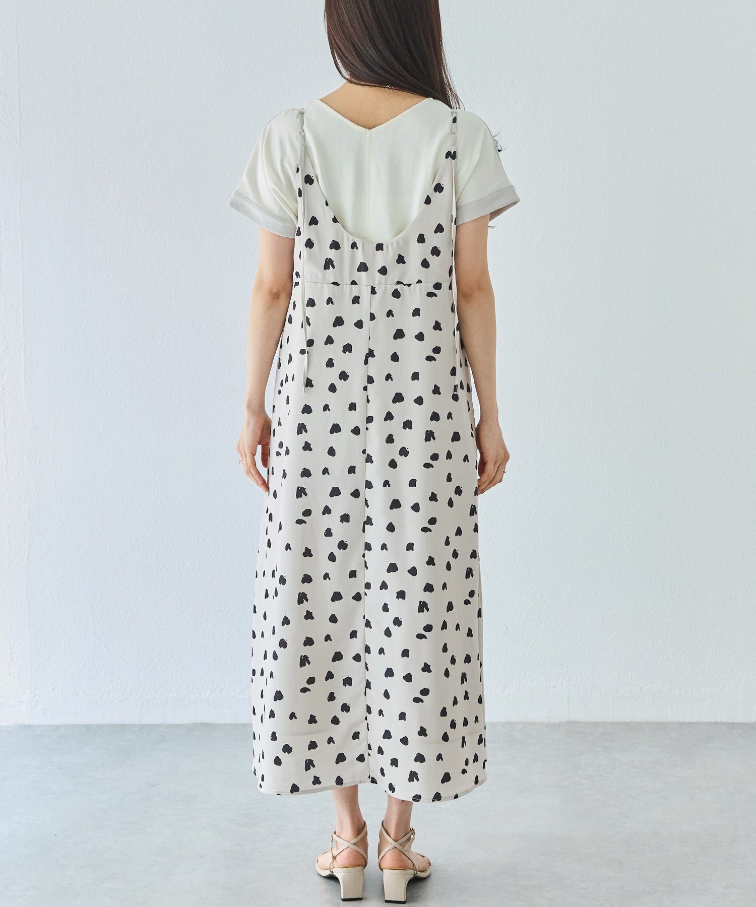 バック model:162cm 着用サイズ:M