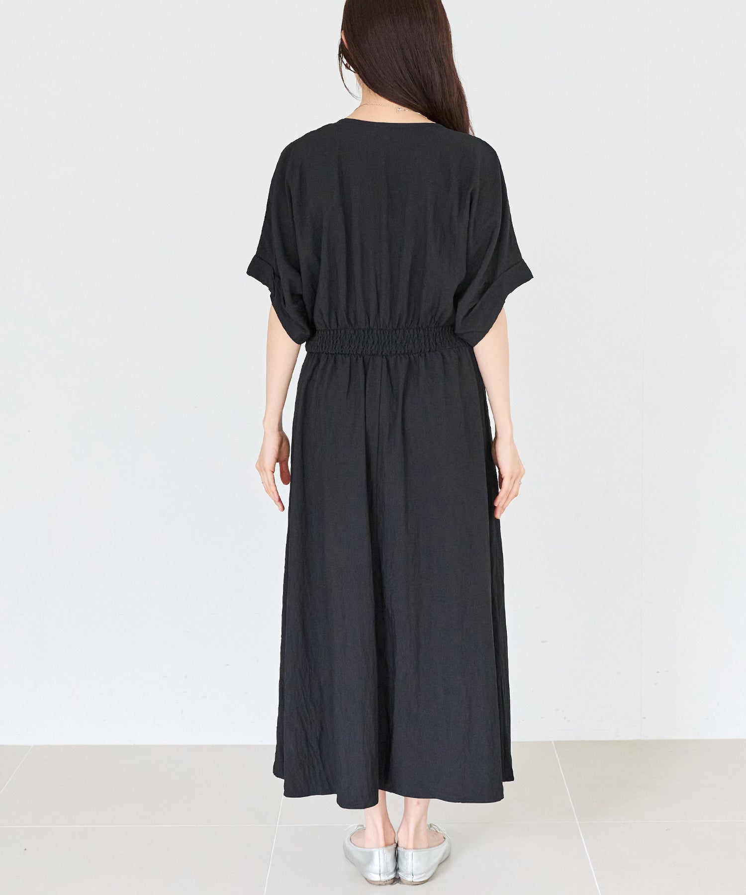 バック model:162cm 着用サイズ:M