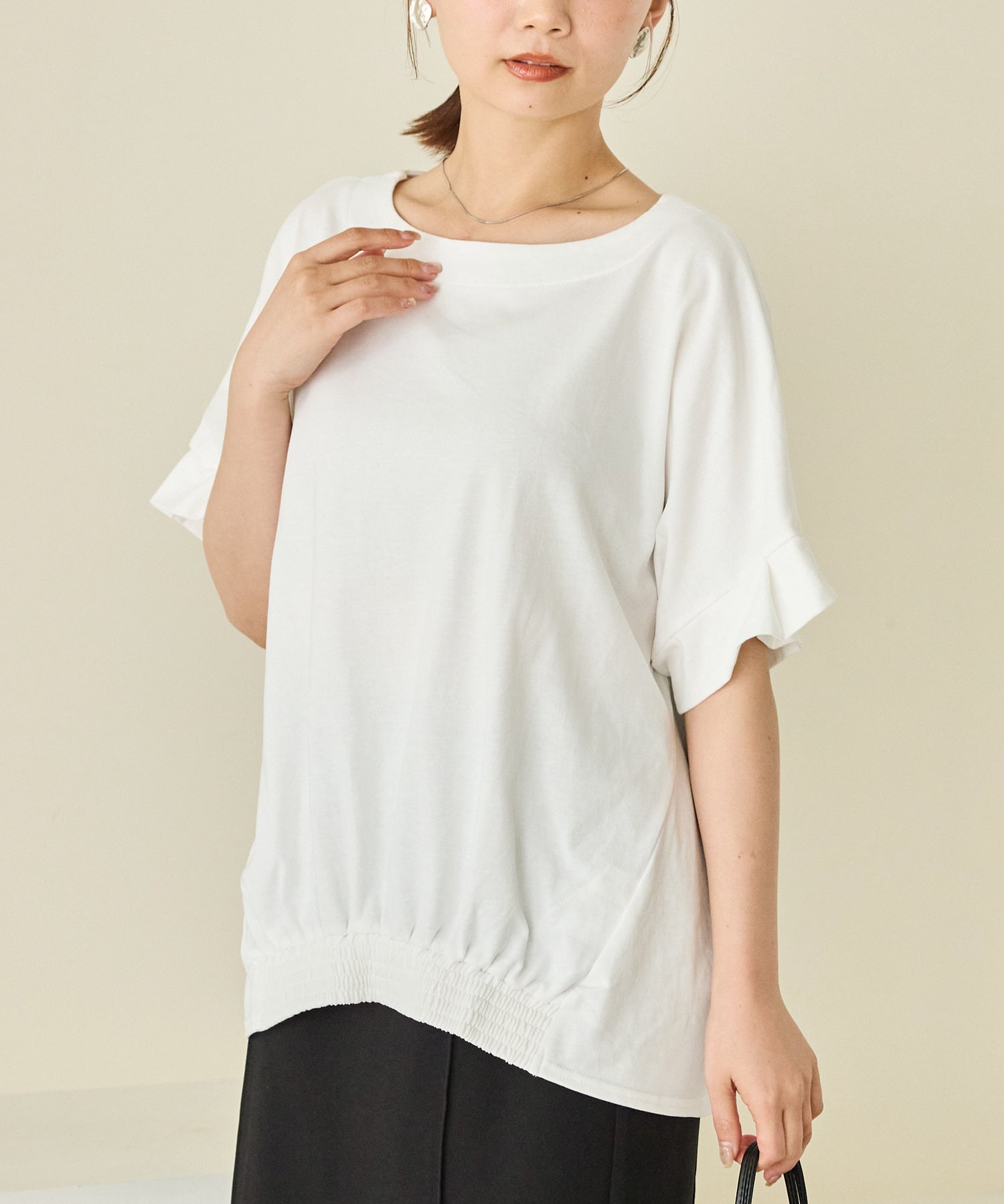 オフホワイト model:156cm 着用サイズ:M