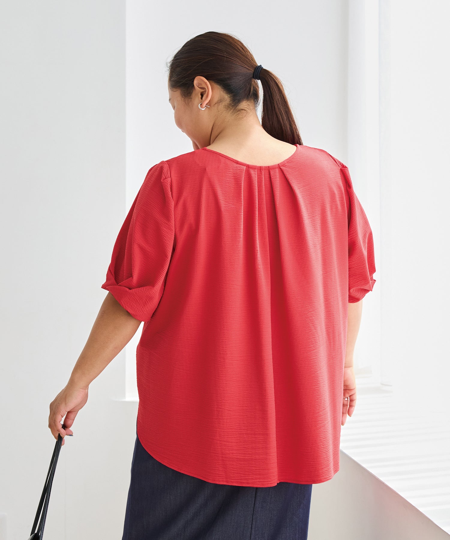 レッド model:161cm 着用サイズ:3L