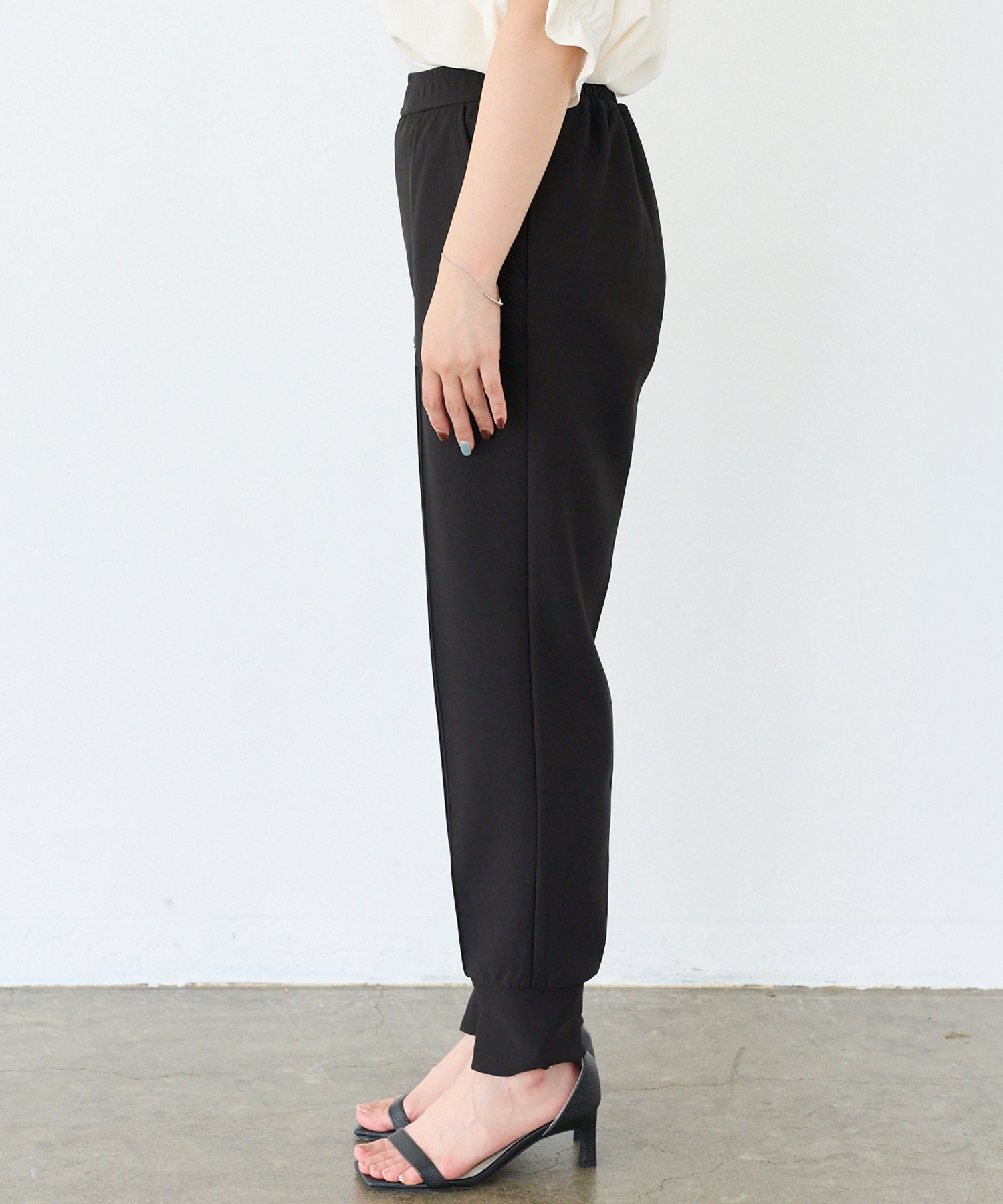 サイド model:156cm 着用サイズ:M
