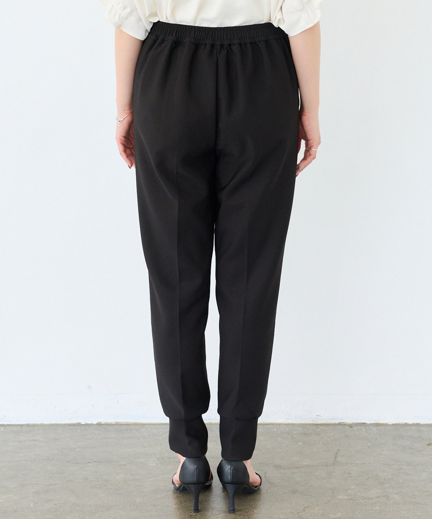 バック model:156cm 着用サイズ:M