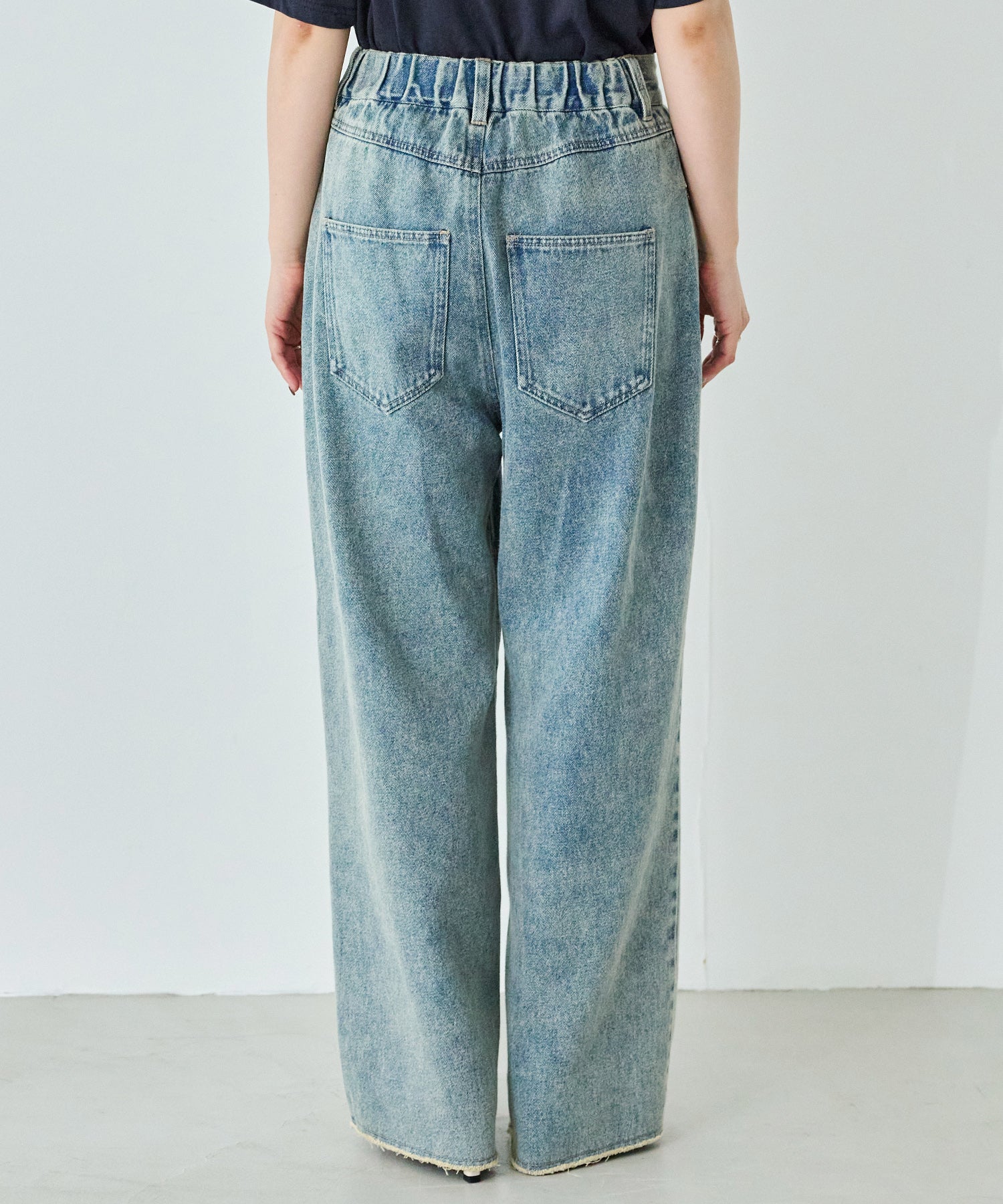 バック model:156cm 着用サイズ:M