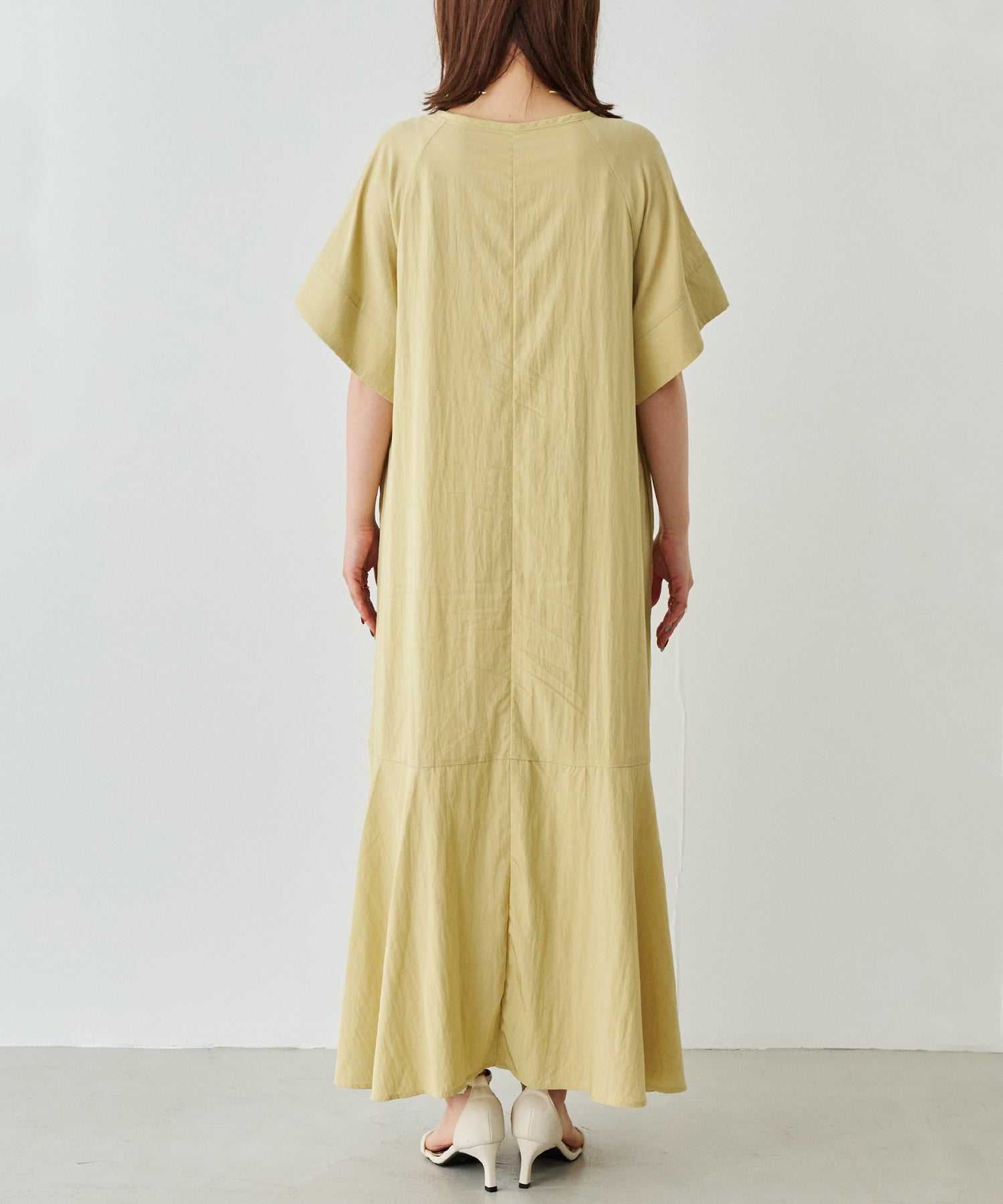 バック model:156cm 着用サイズ:M