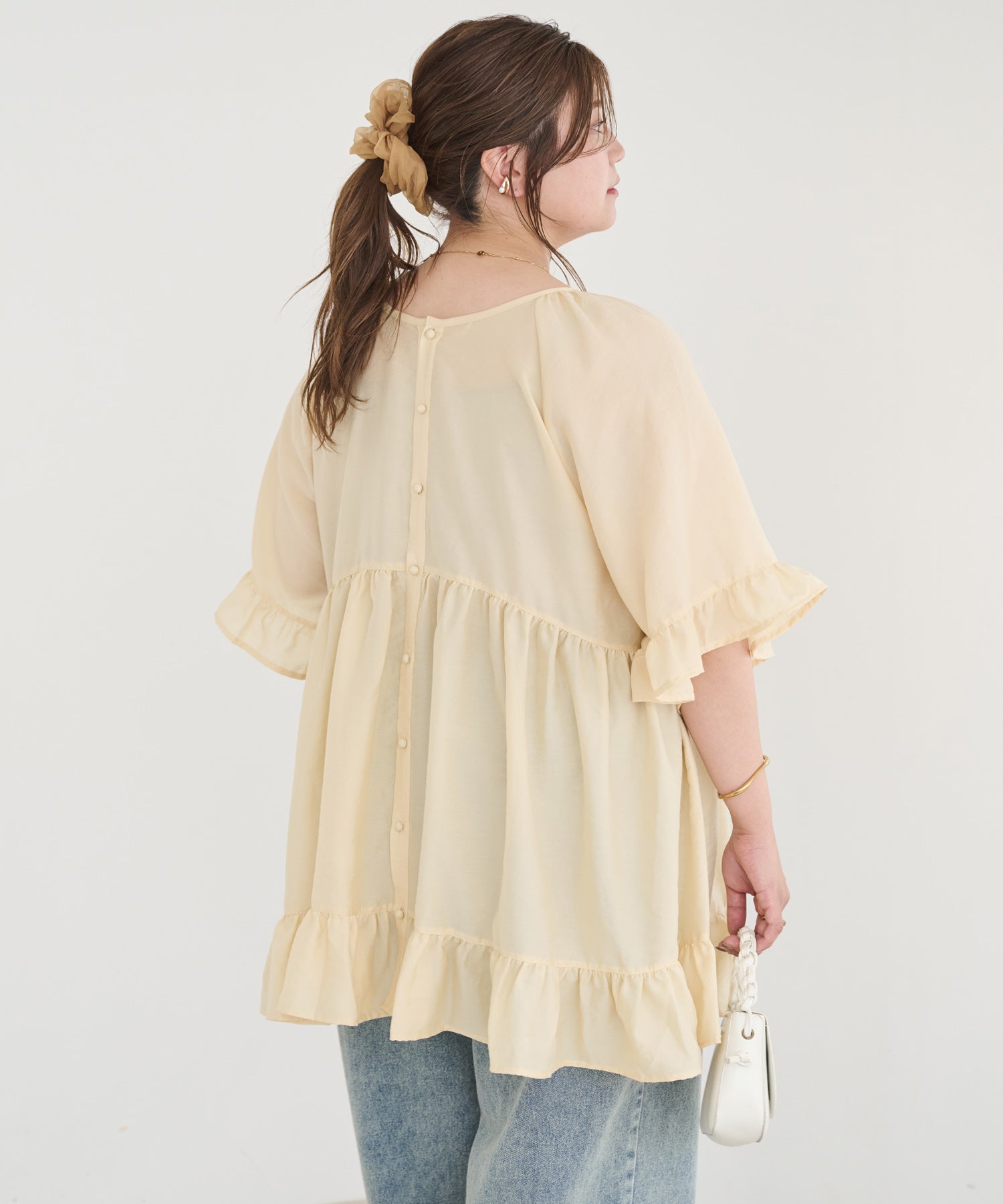 イエロー model:162cm 着用サイズ:4L