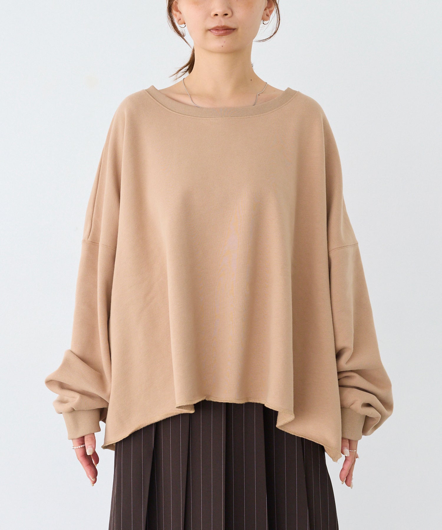 フロント model:156cm 着用サイズ:F