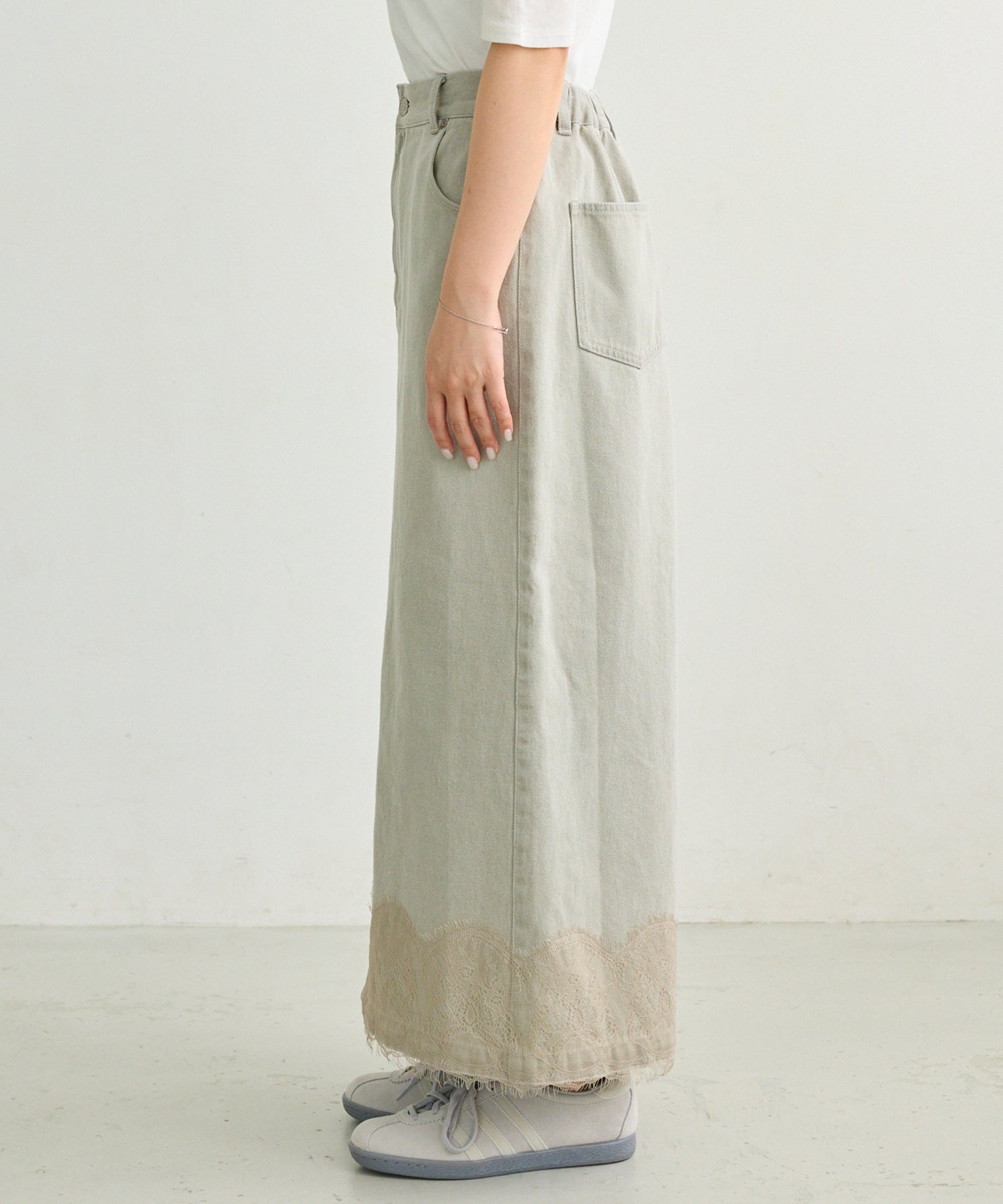 サイド model:156cm 着用サイズ:M