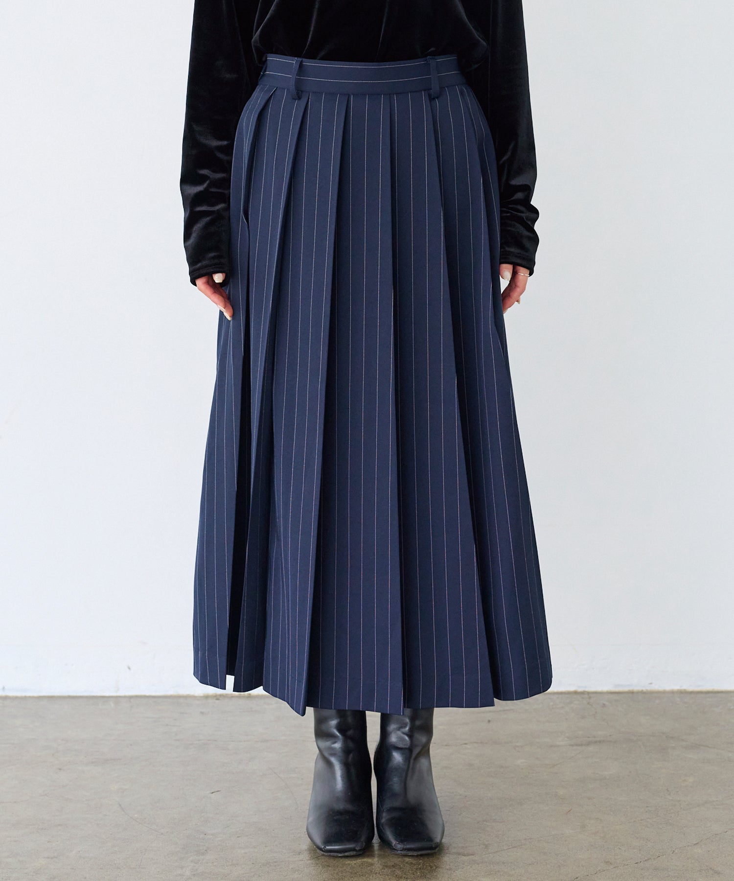 フロント model:156cm 着用サイズ:M