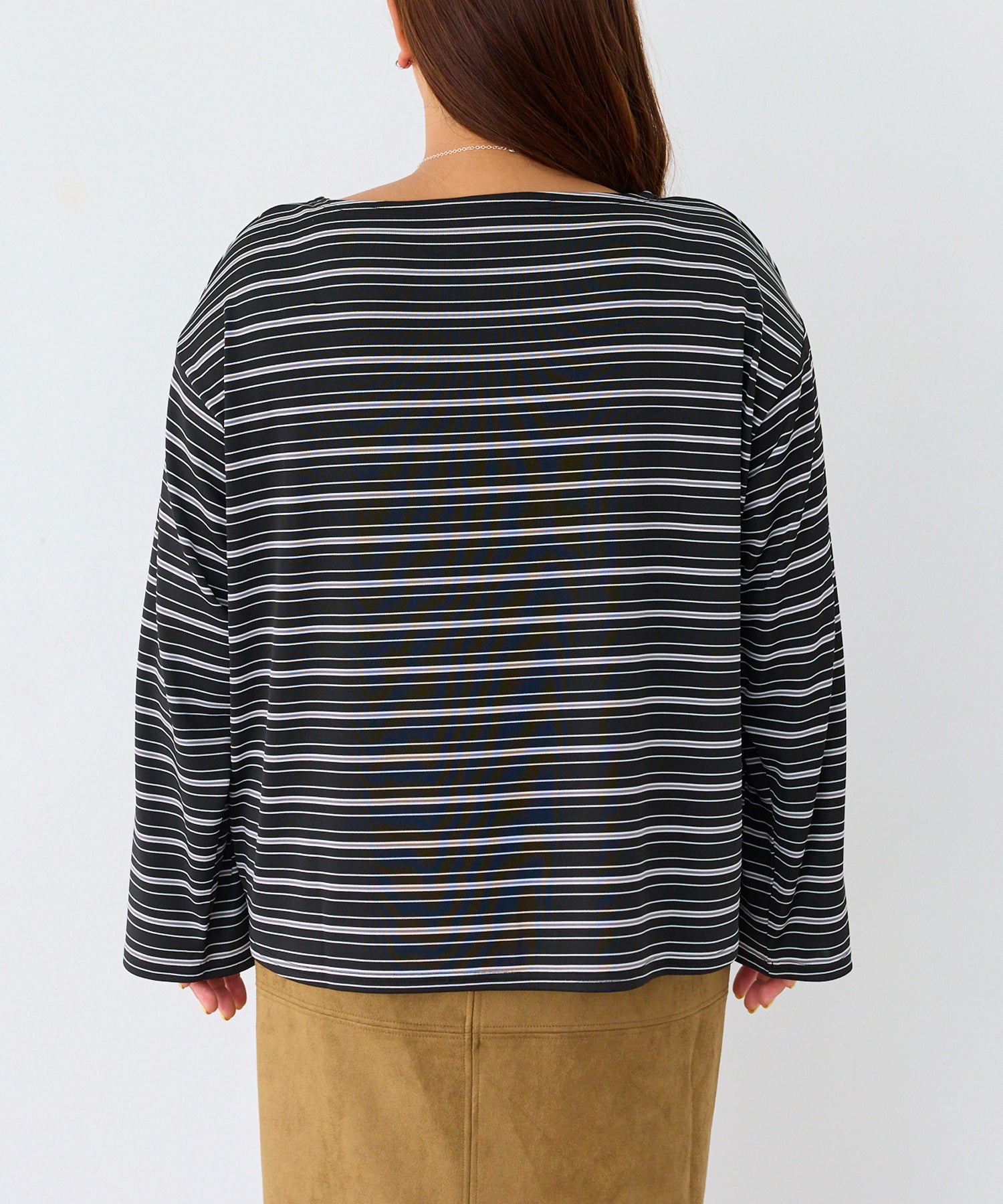バック model:161cm 着用サイズ:3L