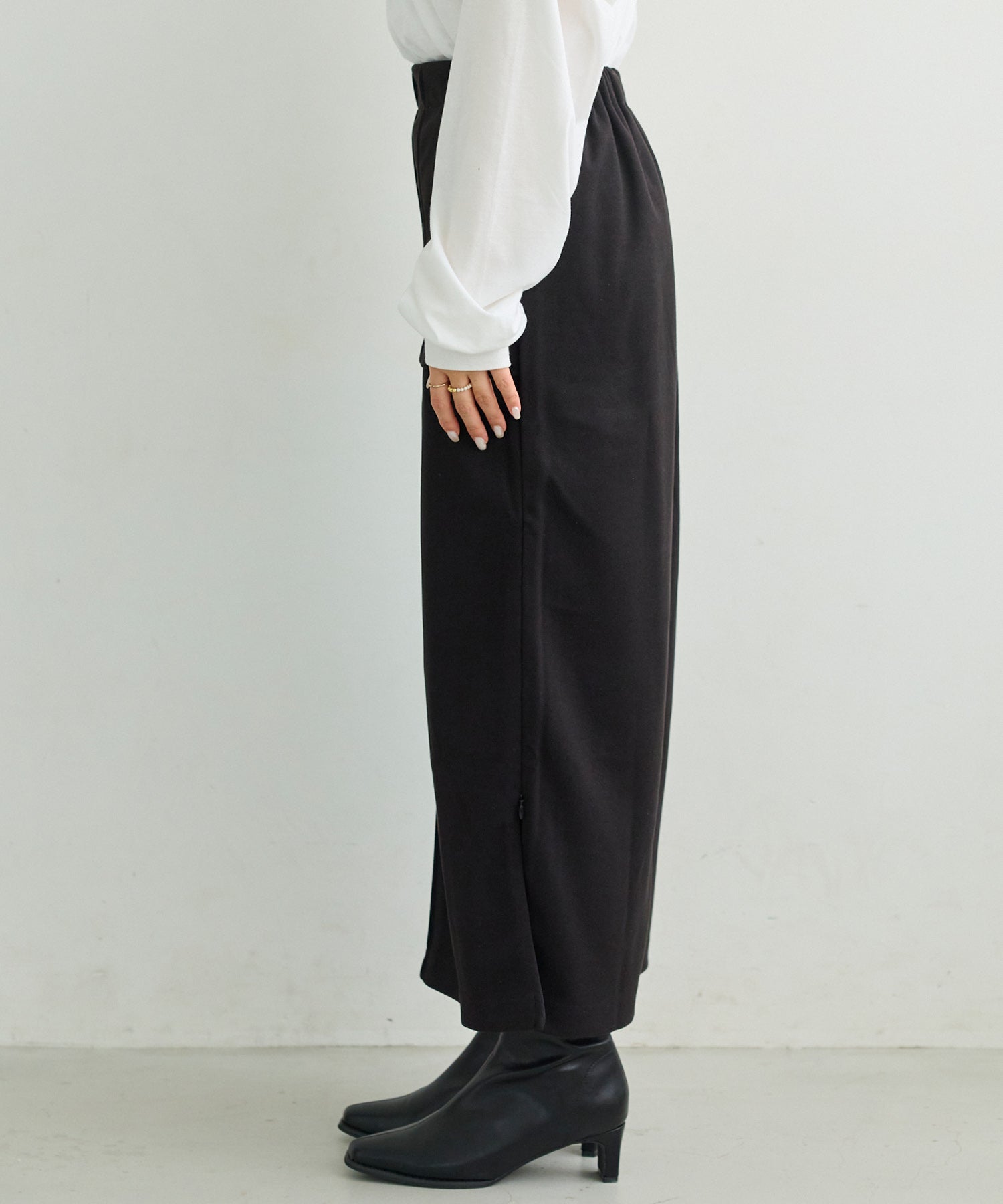サイド model:156cm 着用サイズ:M