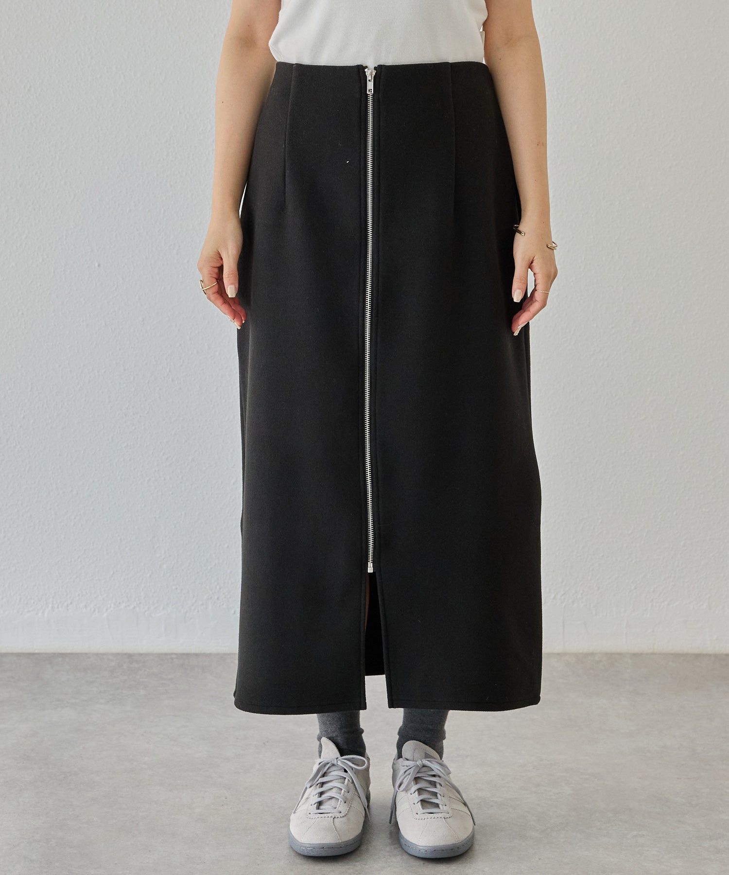 フロント model:156cm 着用サイズ:M