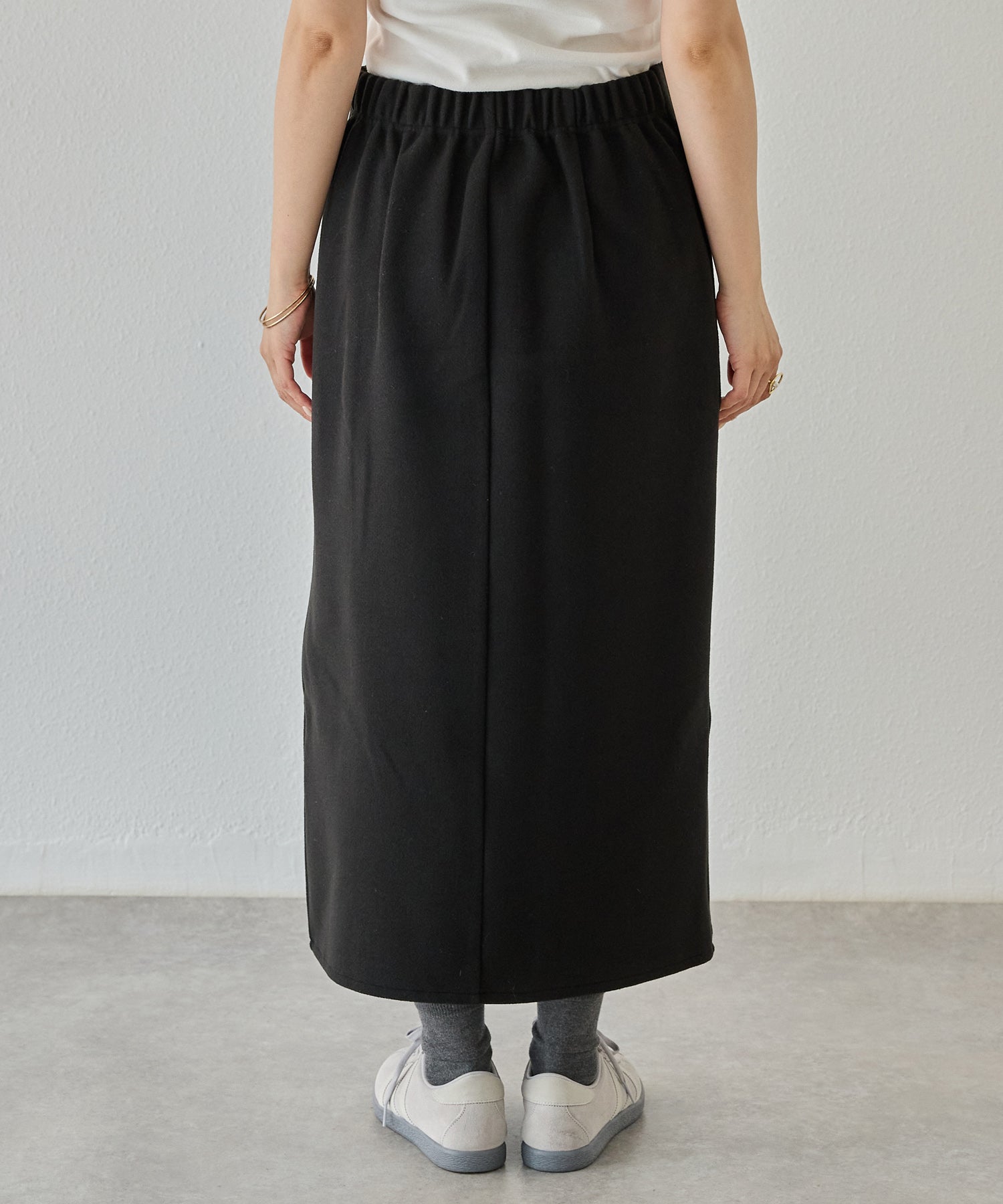 バック model:156cm 着用サイズ:M
