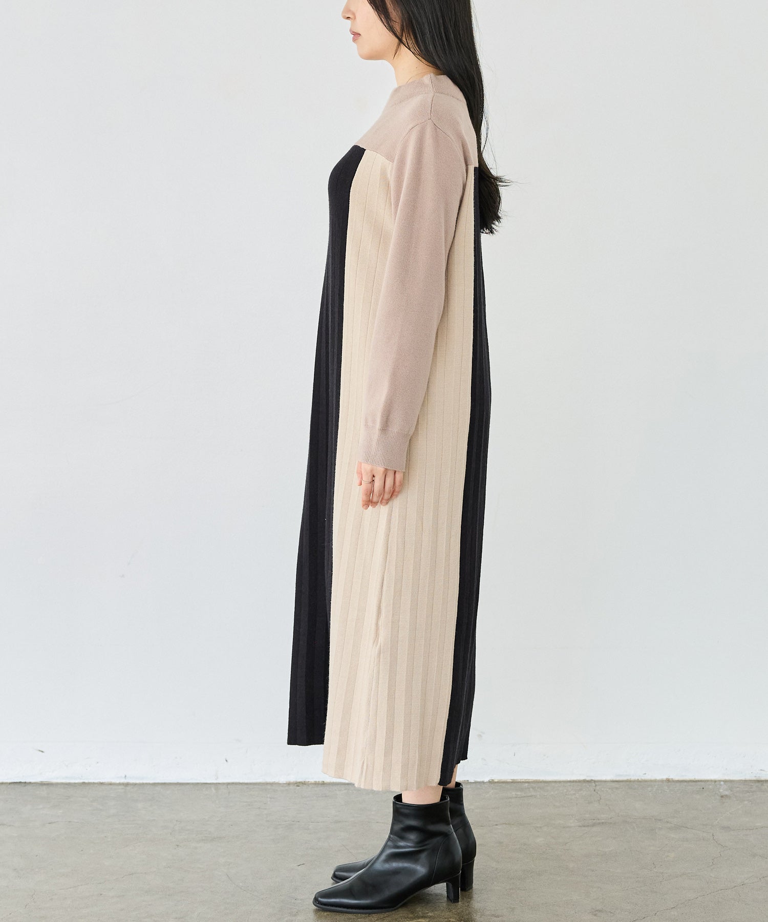 サイド model:162cm 着用サイズ:F