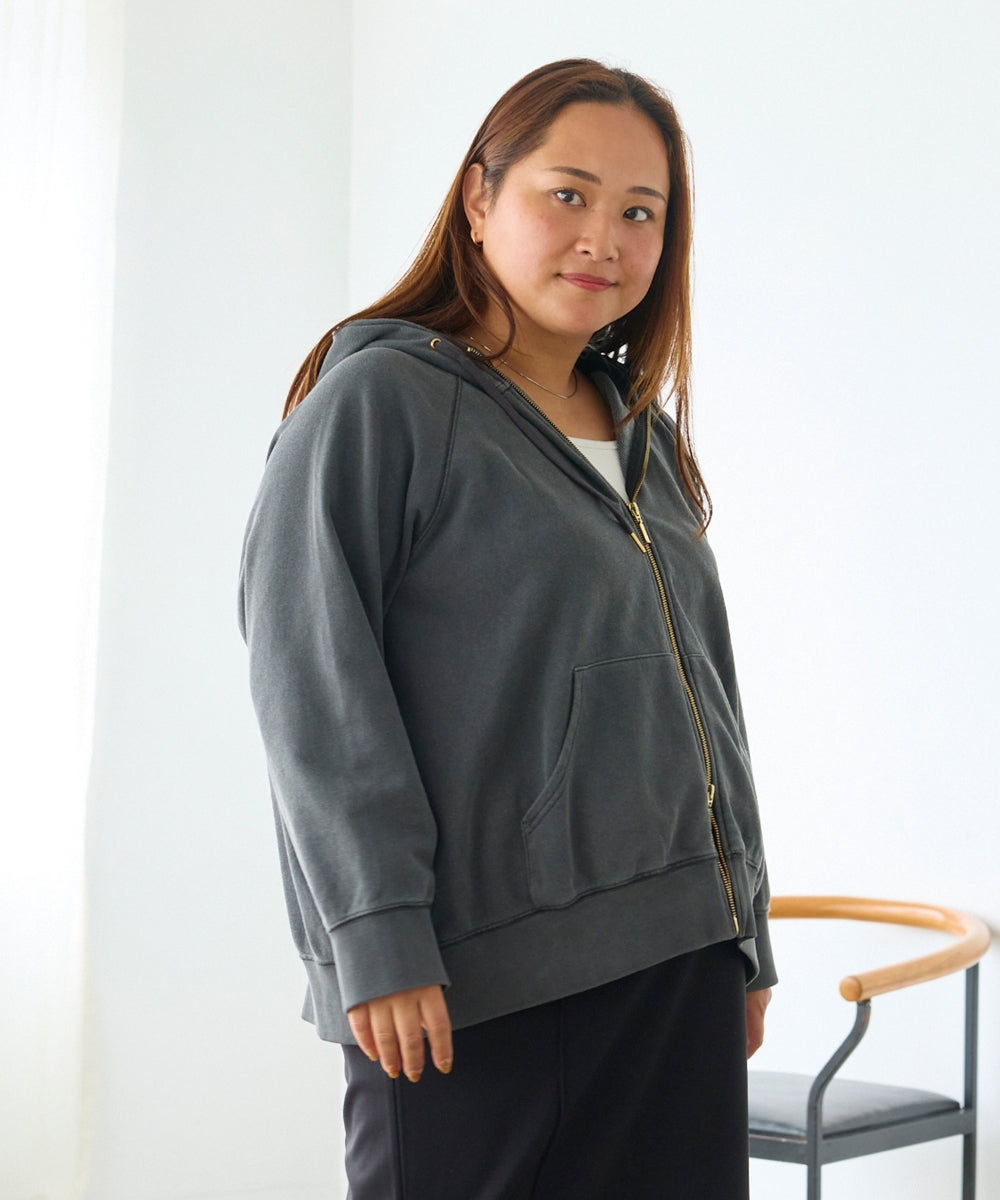 ブラック model:161cm 着用サイズ:3L