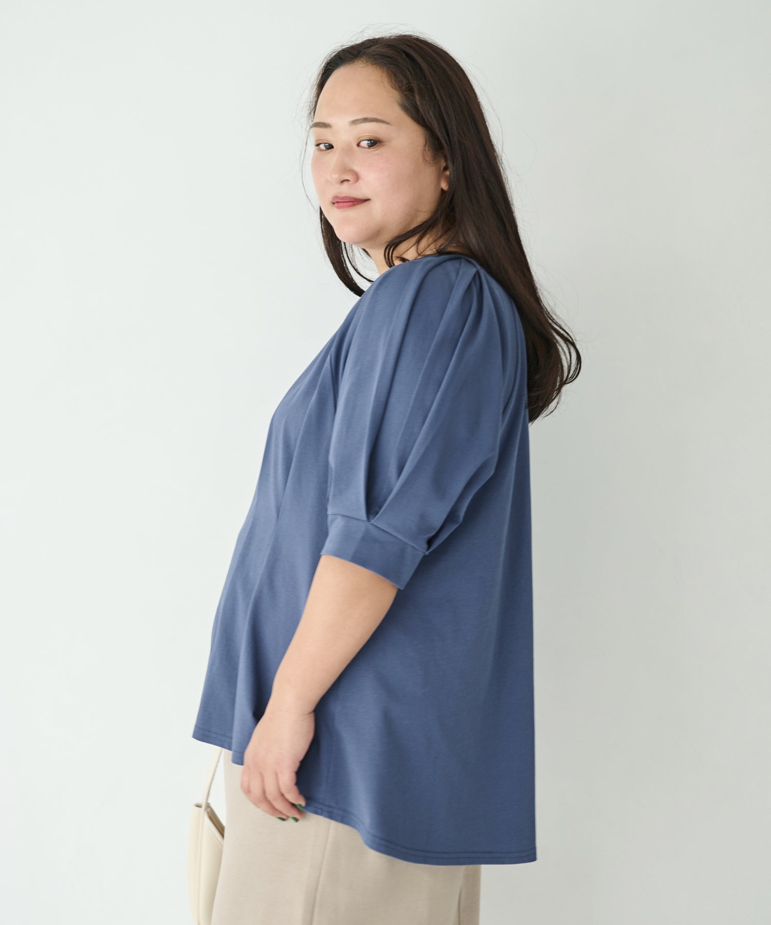 ブルー　model:161cm 着用サイズ:3L