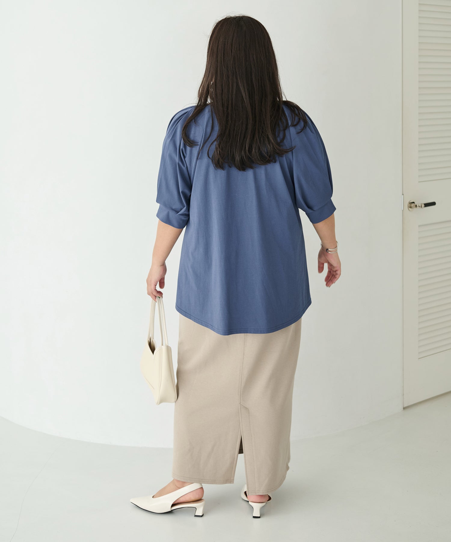ブルー　model:161cm 着用サイズ:3L