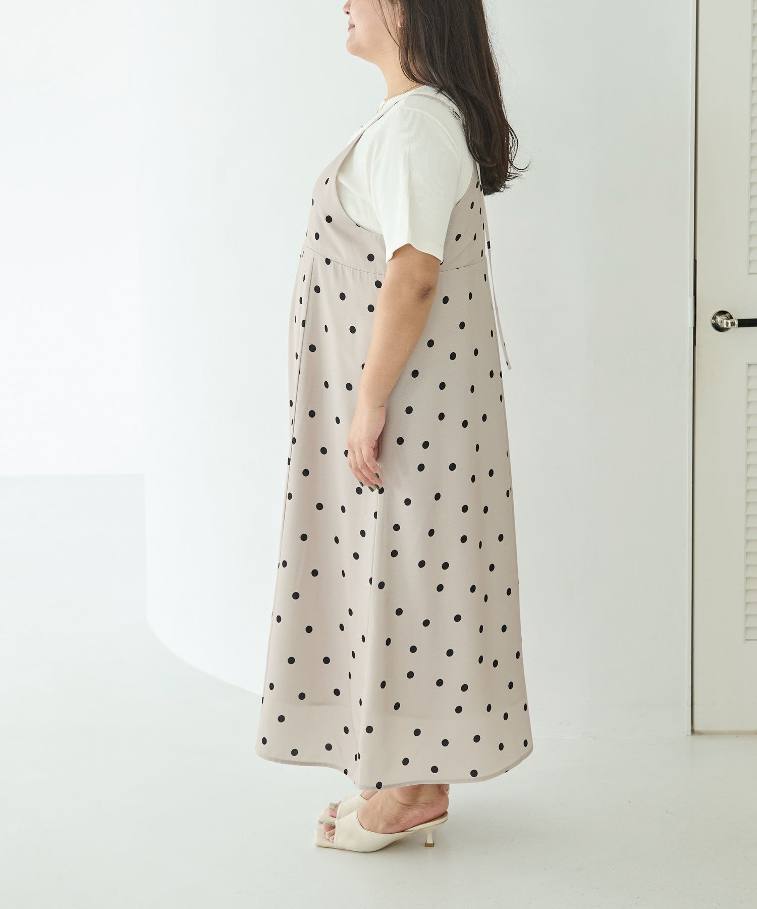サイド　ベージュ　model:161cm 着用サイズ:3L 