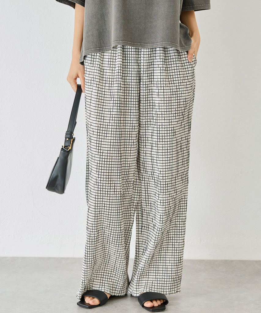 オフホワイト　model:160cm 着用サイズ:M