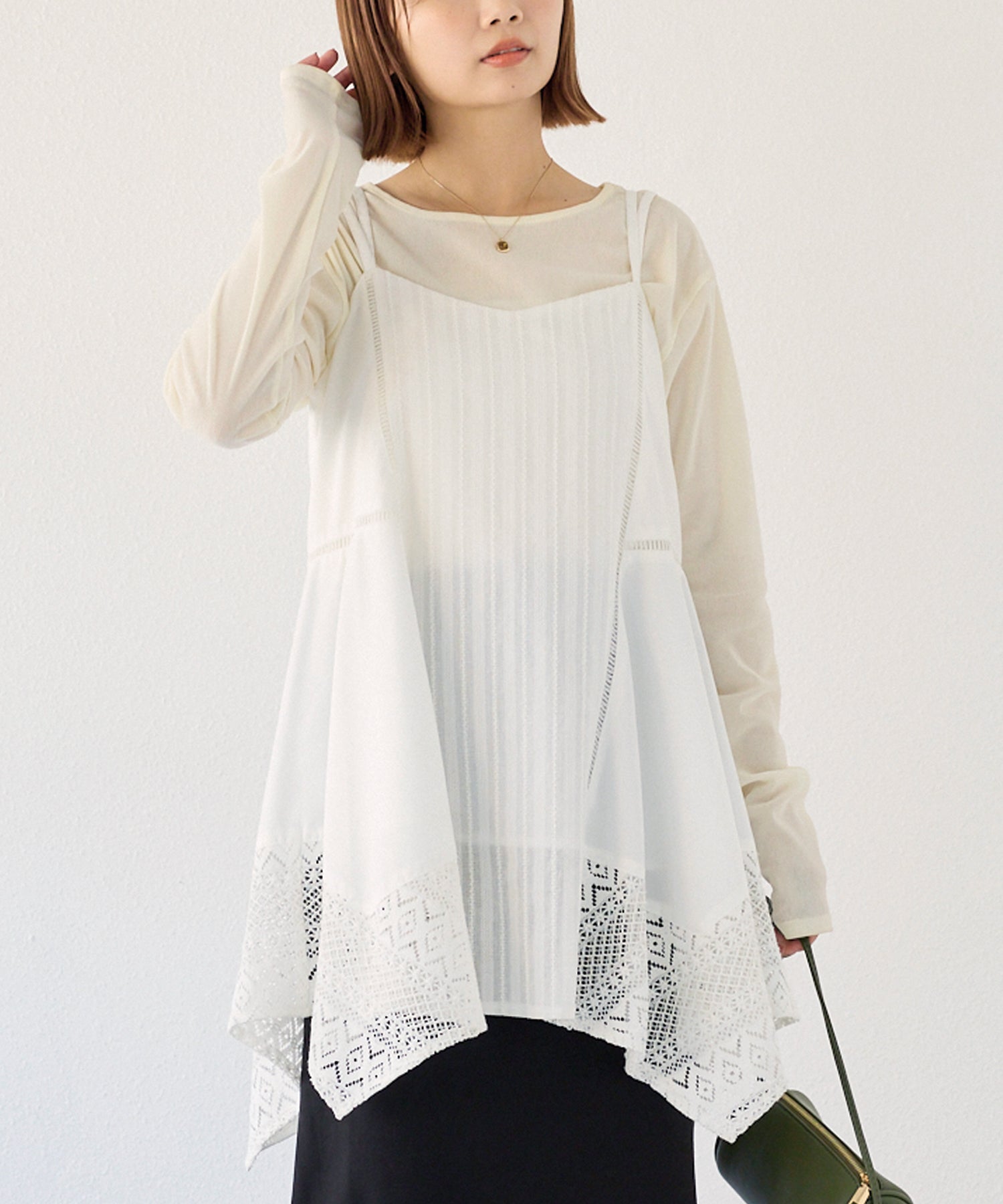 オフホワイト　model:156cm 着用サイズ:M