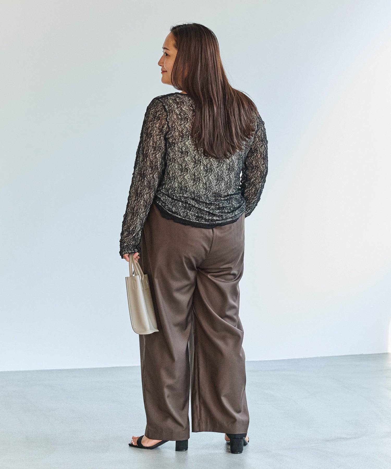 ブラック　model:161cm 着用サイズ:3L