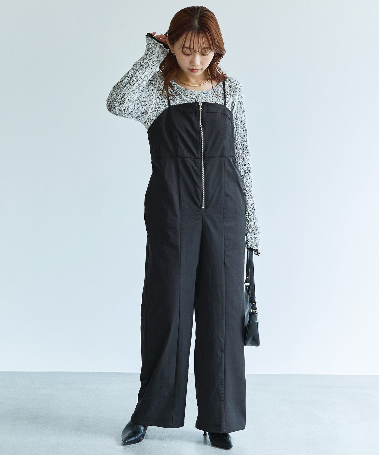 リバーシブルレースプルオーバー