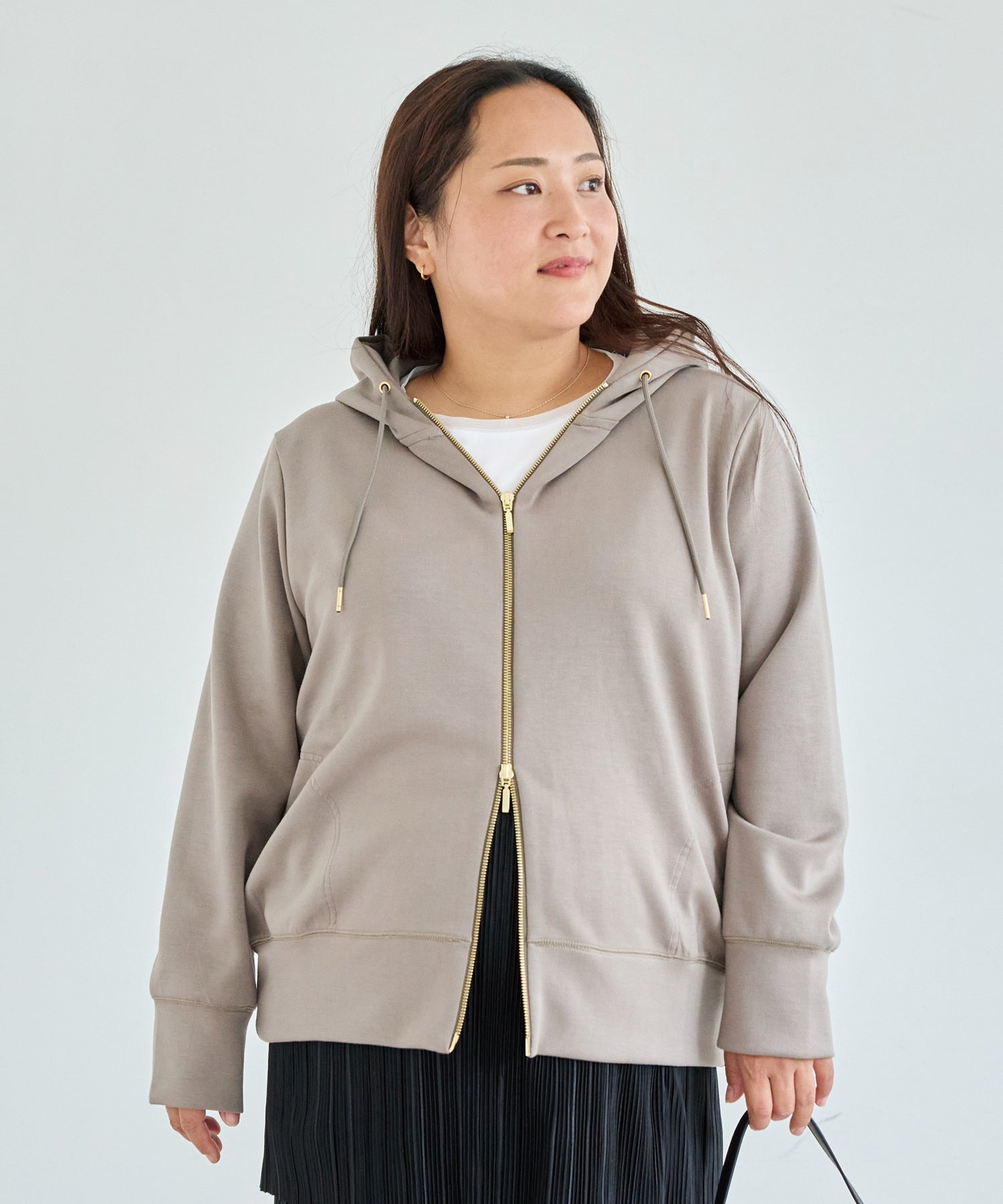 モカ　model:161cm 着用サイズ:3L