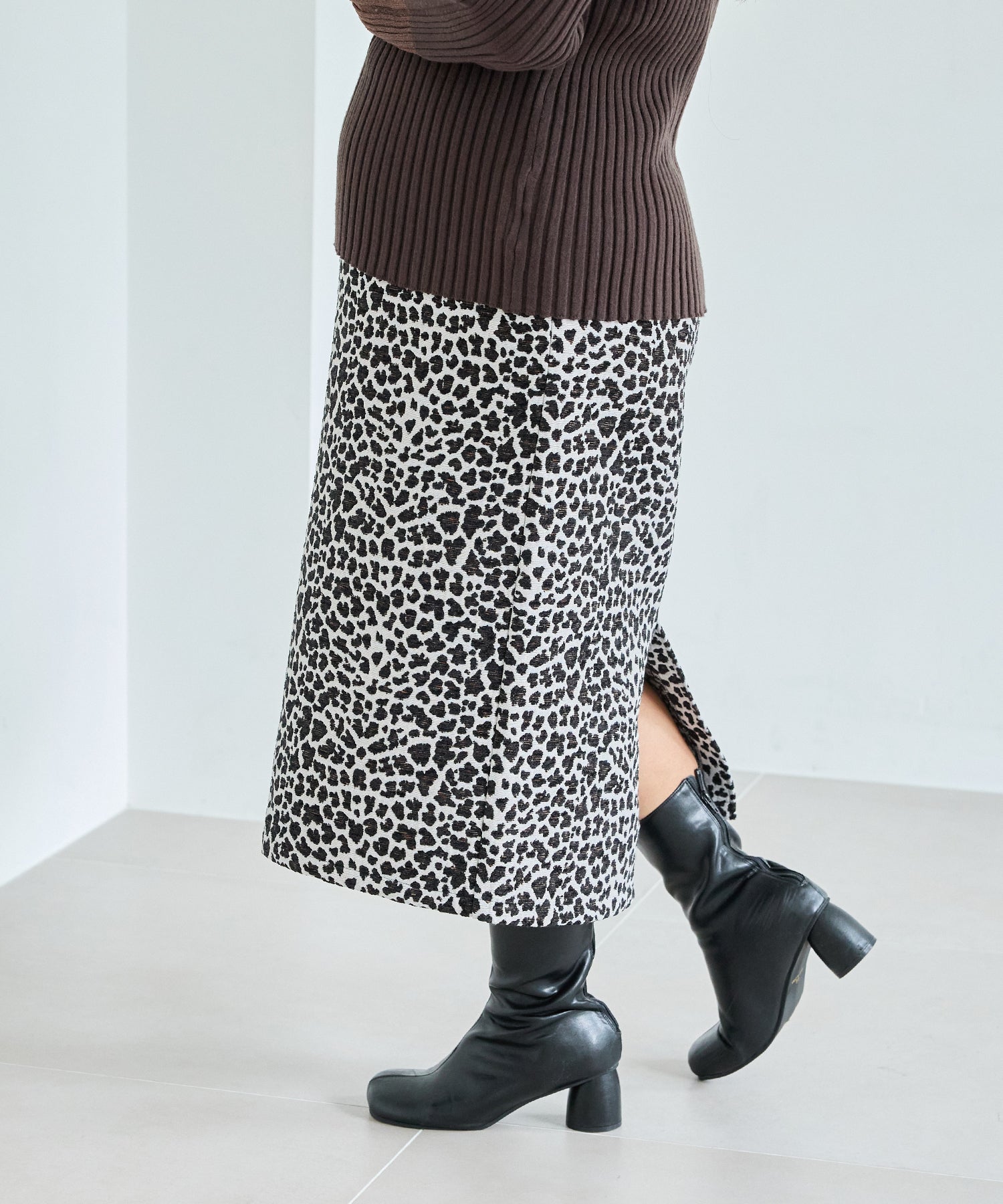 オフホワイト　model:161cm 着用サイズ:3L
