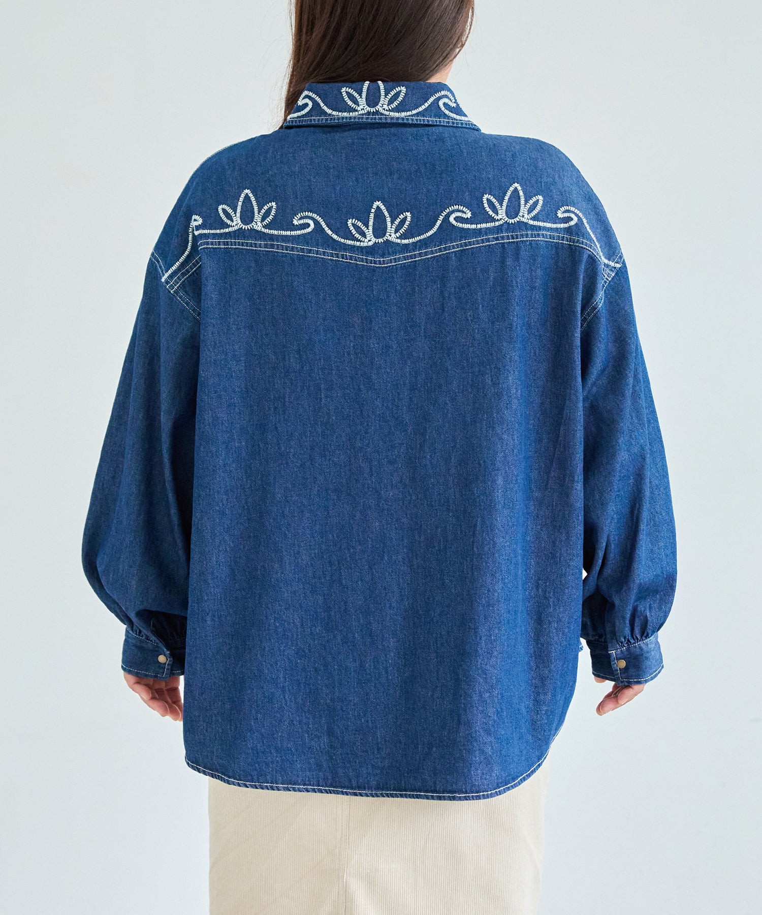 バック　model:161cm 着用サイズ:3L