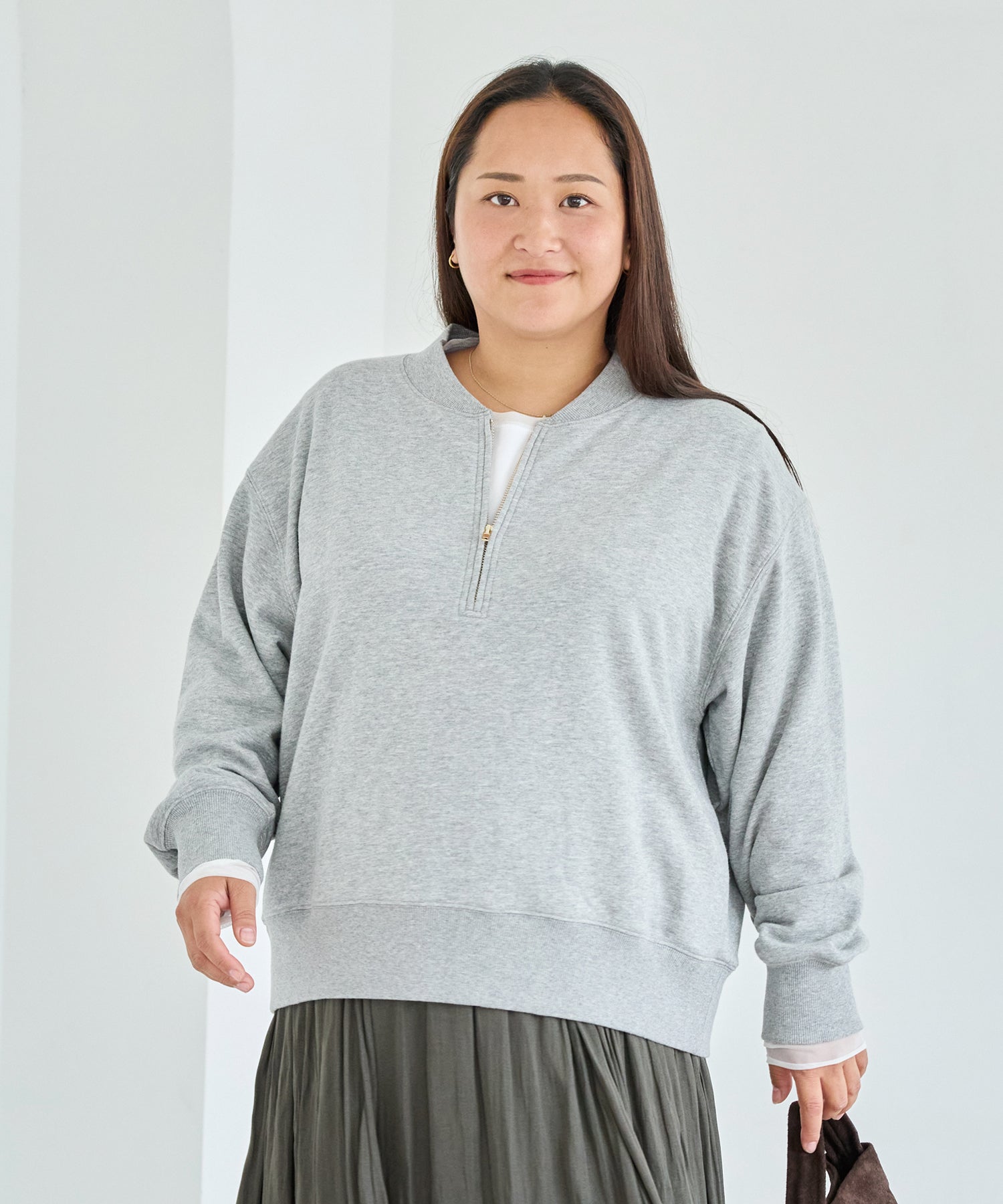 グレー　model:161cm 着用サイズ:3L