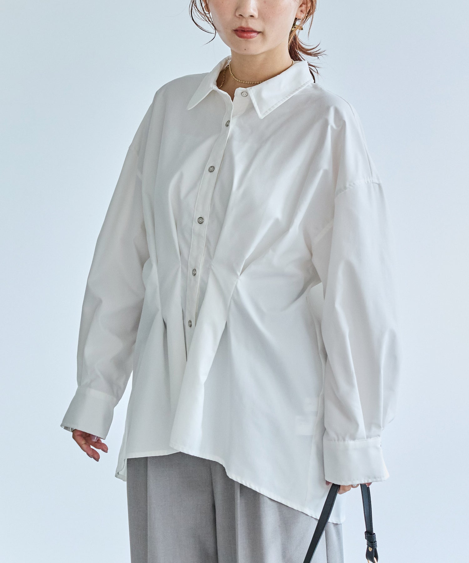 オフホワイト　model:156cm 着用サイズ:M