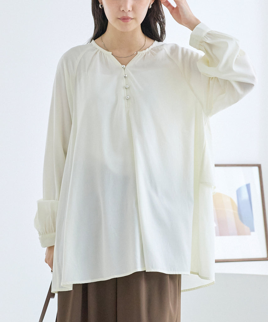 オフホワイト　model:160cm 着用サイズ:M