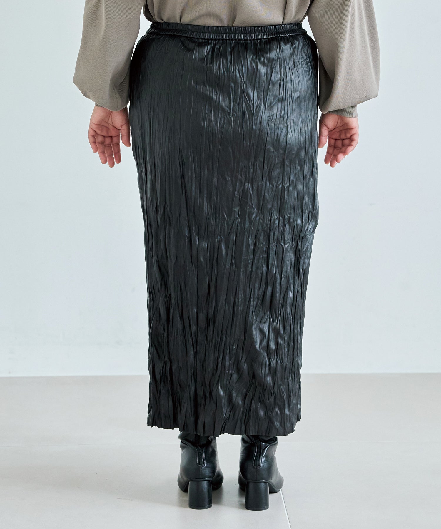 バック　model:161cm 着用サイズ:3L